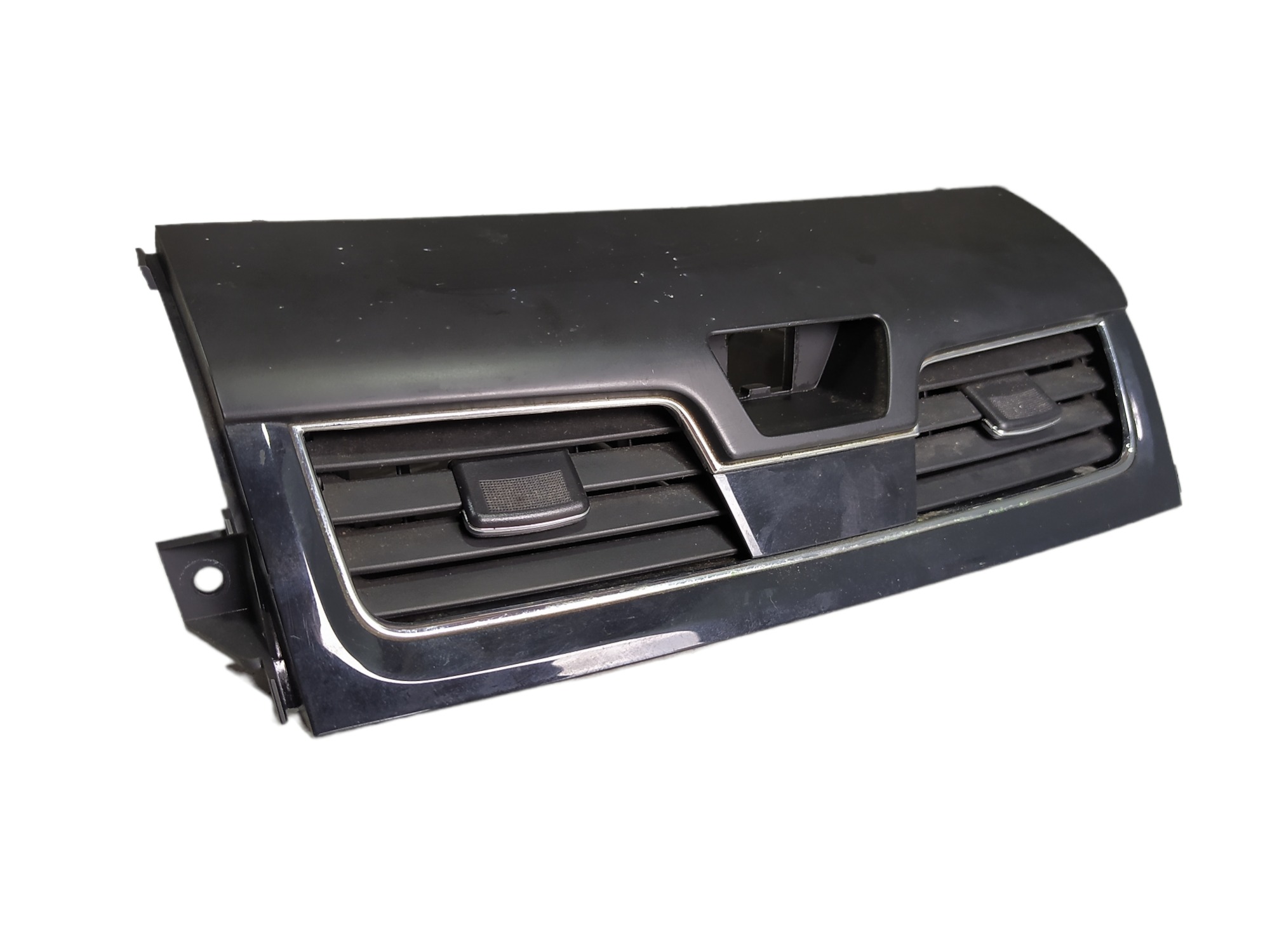 Difusor De Ar Central Nissan Altima 2.5 2014 687503ta0a V465 2