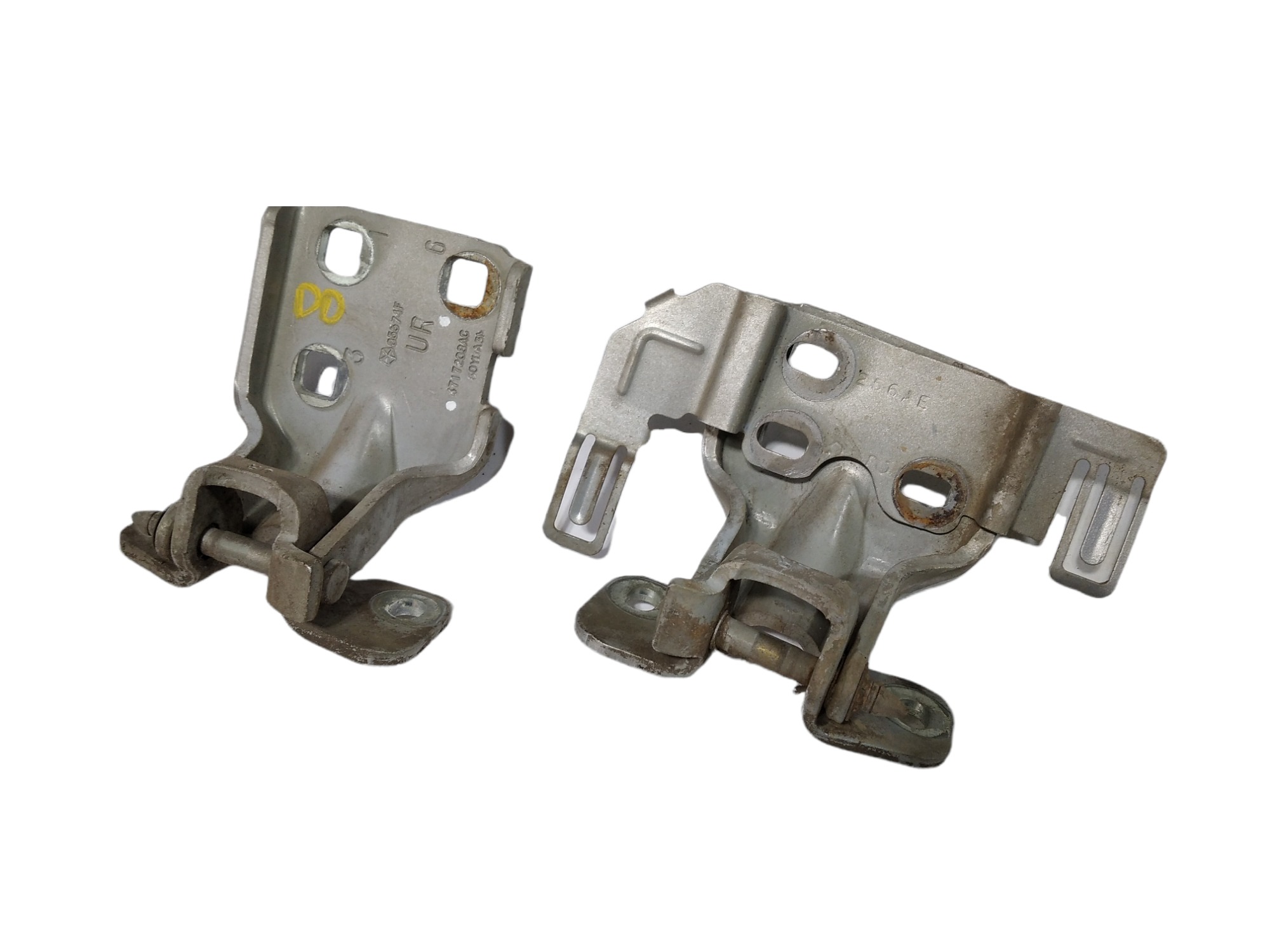 Dobradiça Porta Dianteira Direita Grand Caravan 2003 V458 9