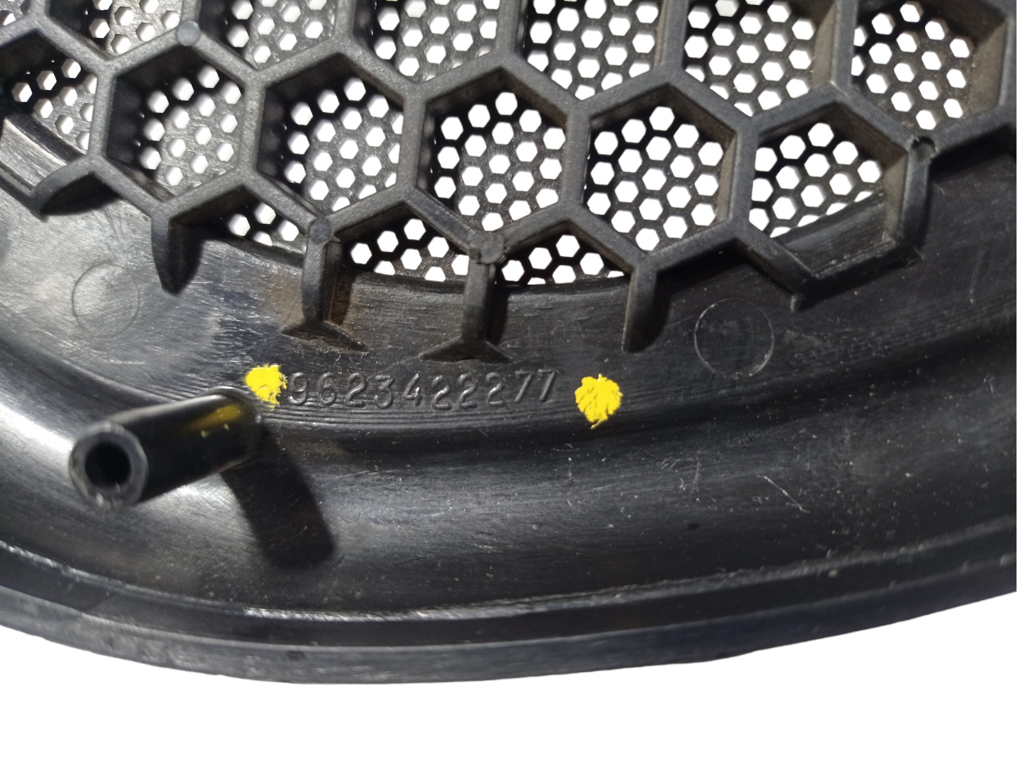 Tela Alto Falante Trase Direito Citroen Xsara 2002 A 06 V400 6