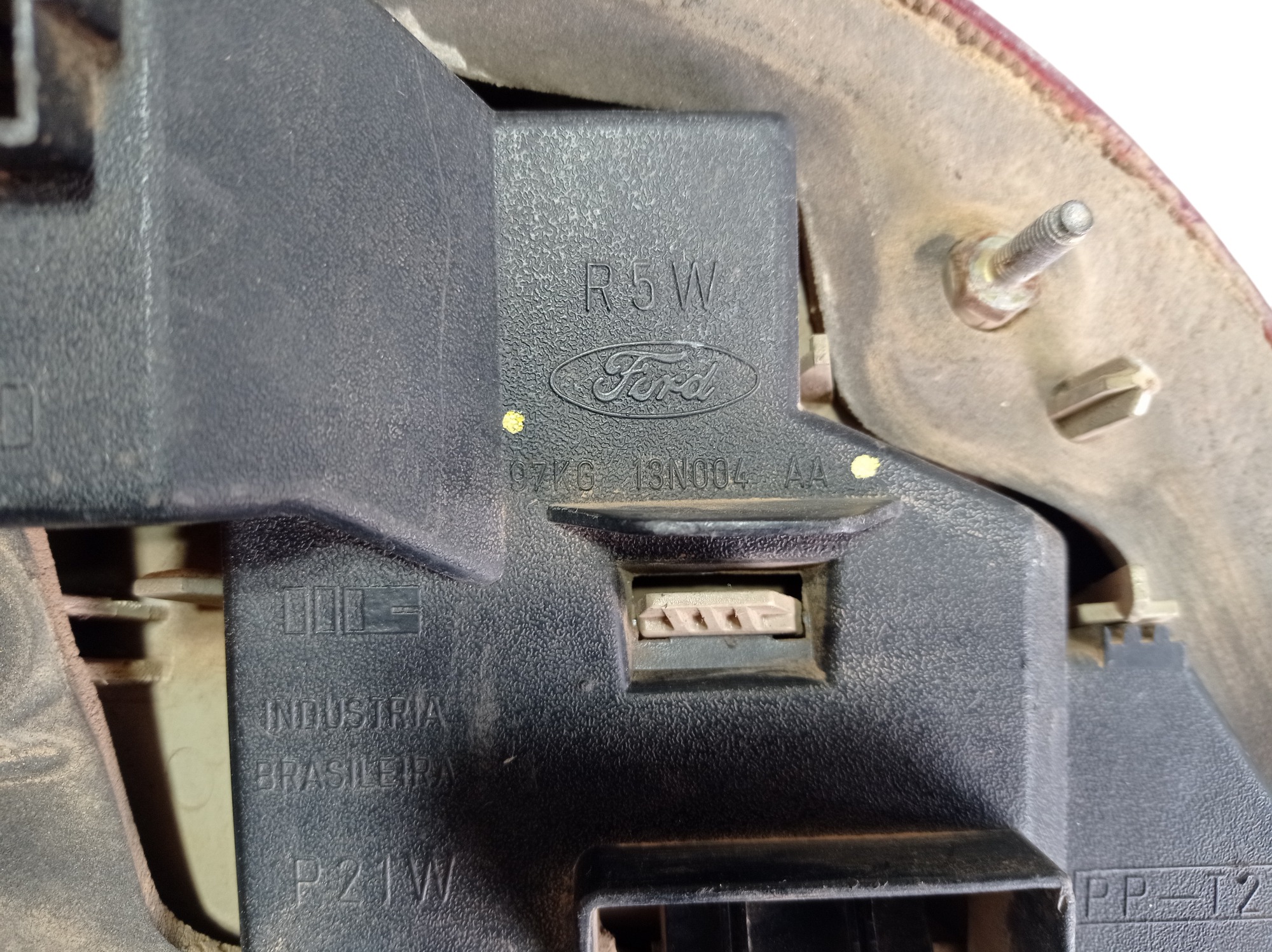 Lanterna Traseira Direita Ford Ka 1997 A 2002 97kg13n004aa 9