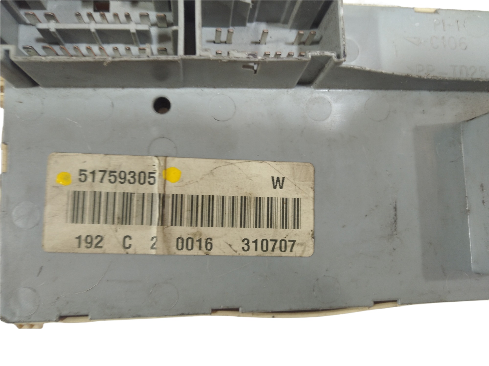 Caixa Fusível Fiat Stilo 2003 A 2007 51759305 V40 5