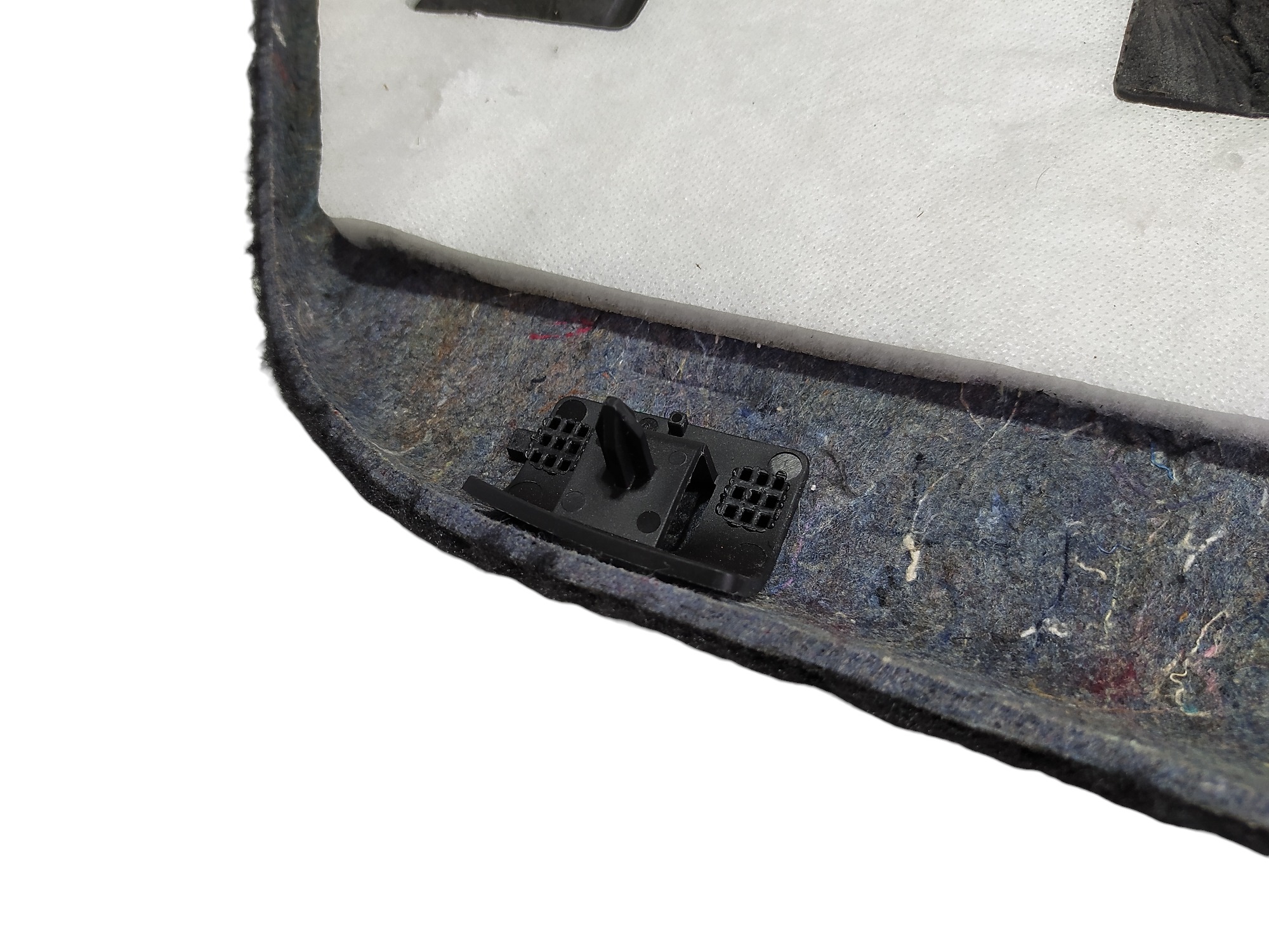 Acabamento Direito Porta Malas Land Rover Discovery 5 V562 7