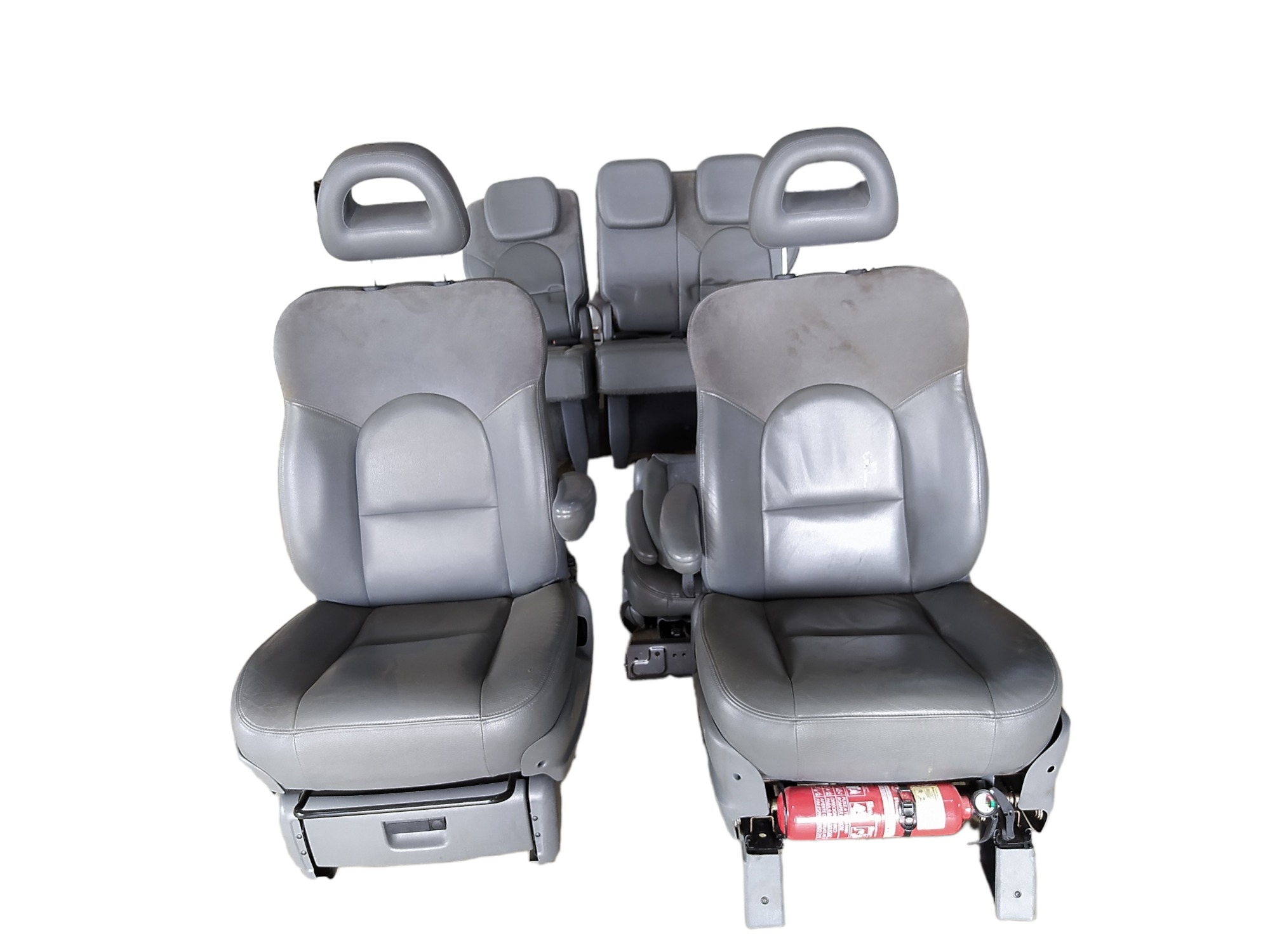 Jogo Banco Couro Chrysler Grand Caravan 3.3 V6 2006 V487 Cinza 9