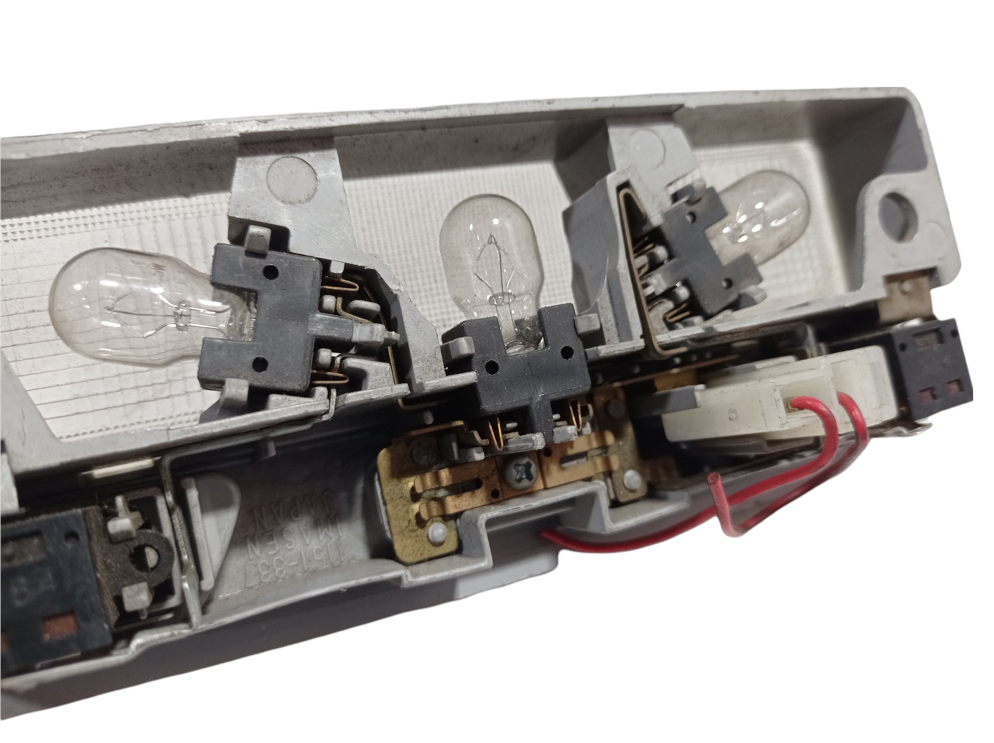 Luz Cortesia Mitsubishi Pajero Tr4 2008 Mr330450 V66 8