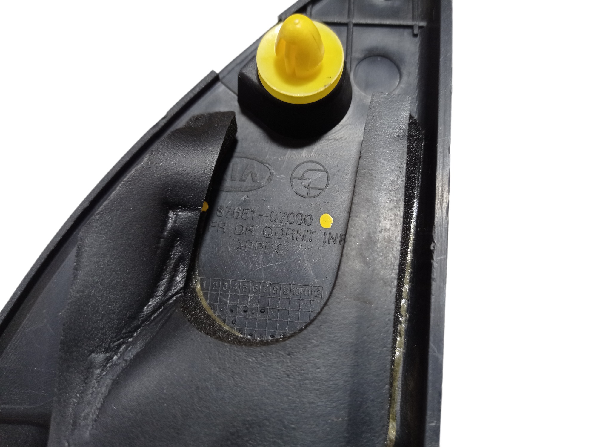 Acabamento Interno Retrovisor Esquerdo Picanto 2010 V299 Preto 5