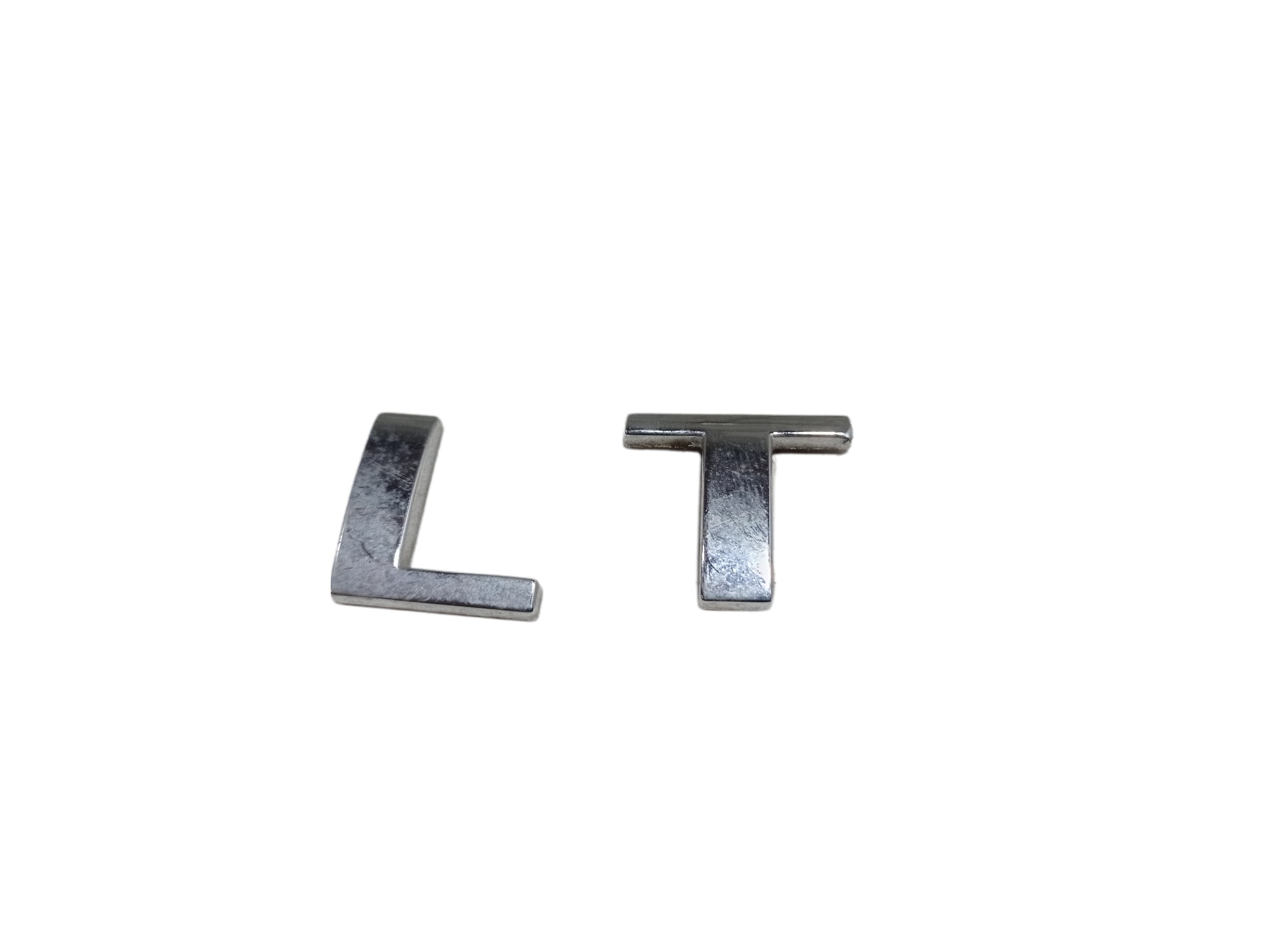 Emblema Tampa Traseira Gm Spin Lt 2013 V318 Prata 1