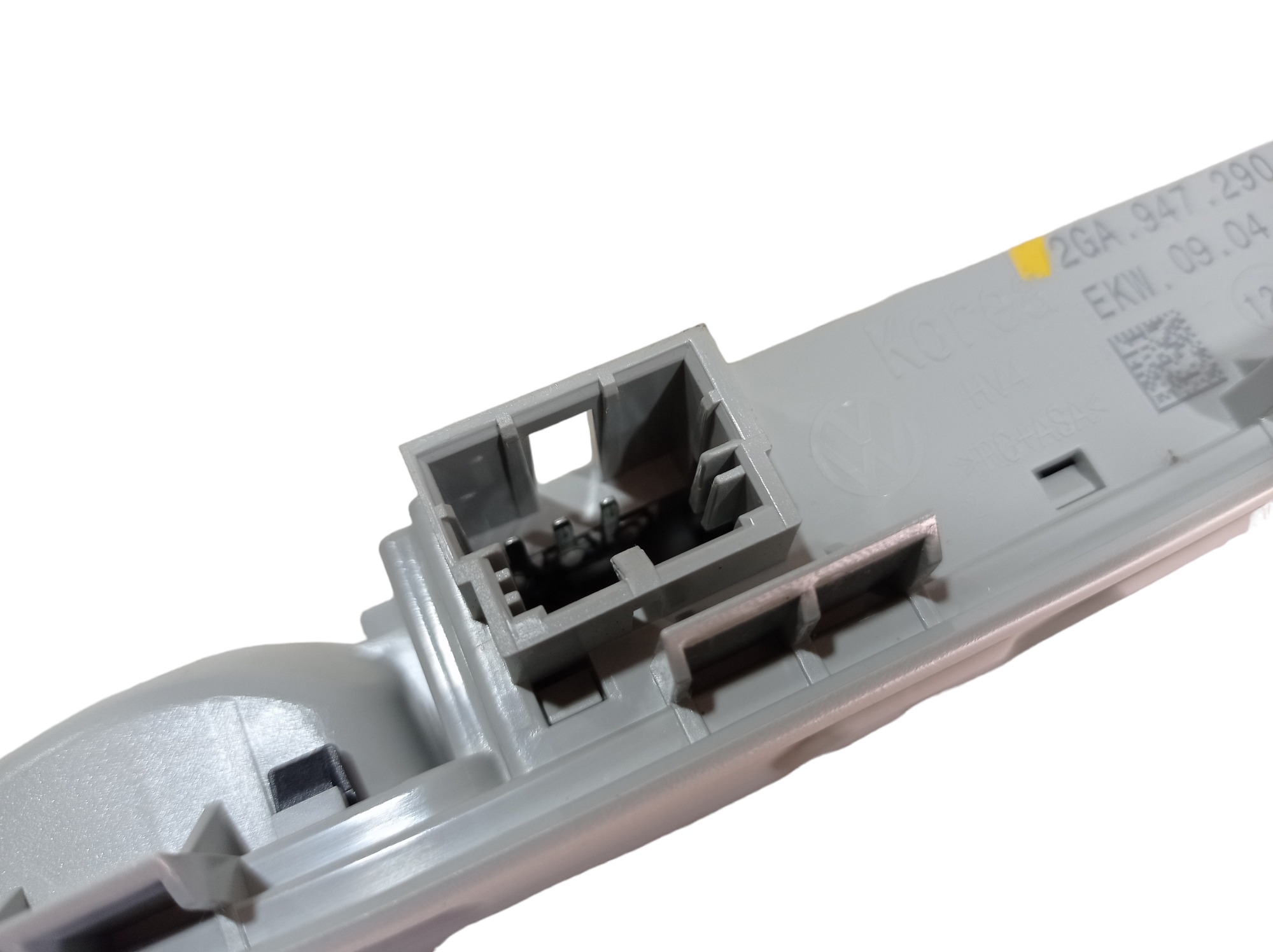 Luz Cortesia Teto Traseiro Vw Virtus 2017 A 2021 V559 4