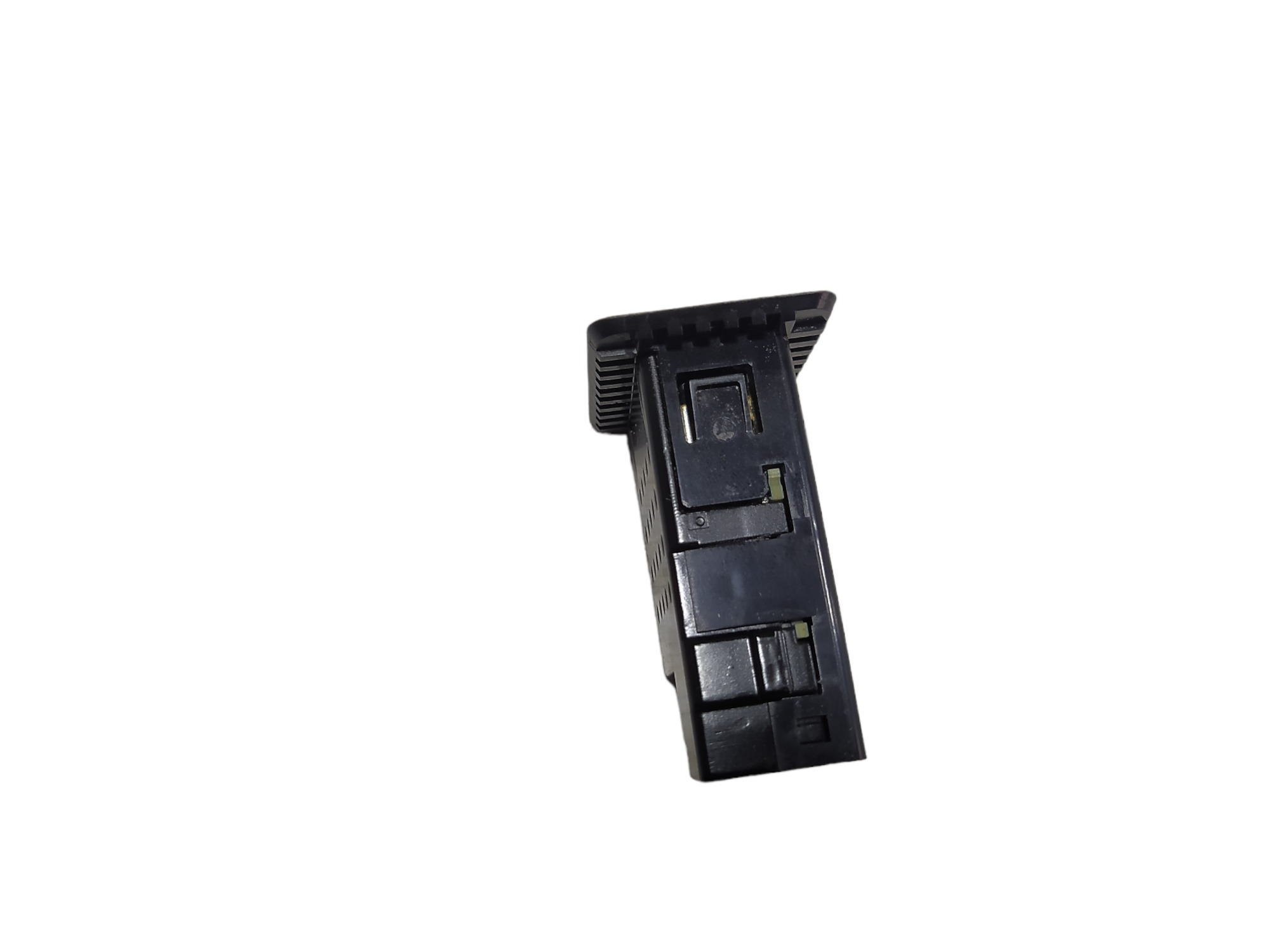Tomada Usb Console Nissan Leaf Versa 2019 284h35fa0c V488 8
