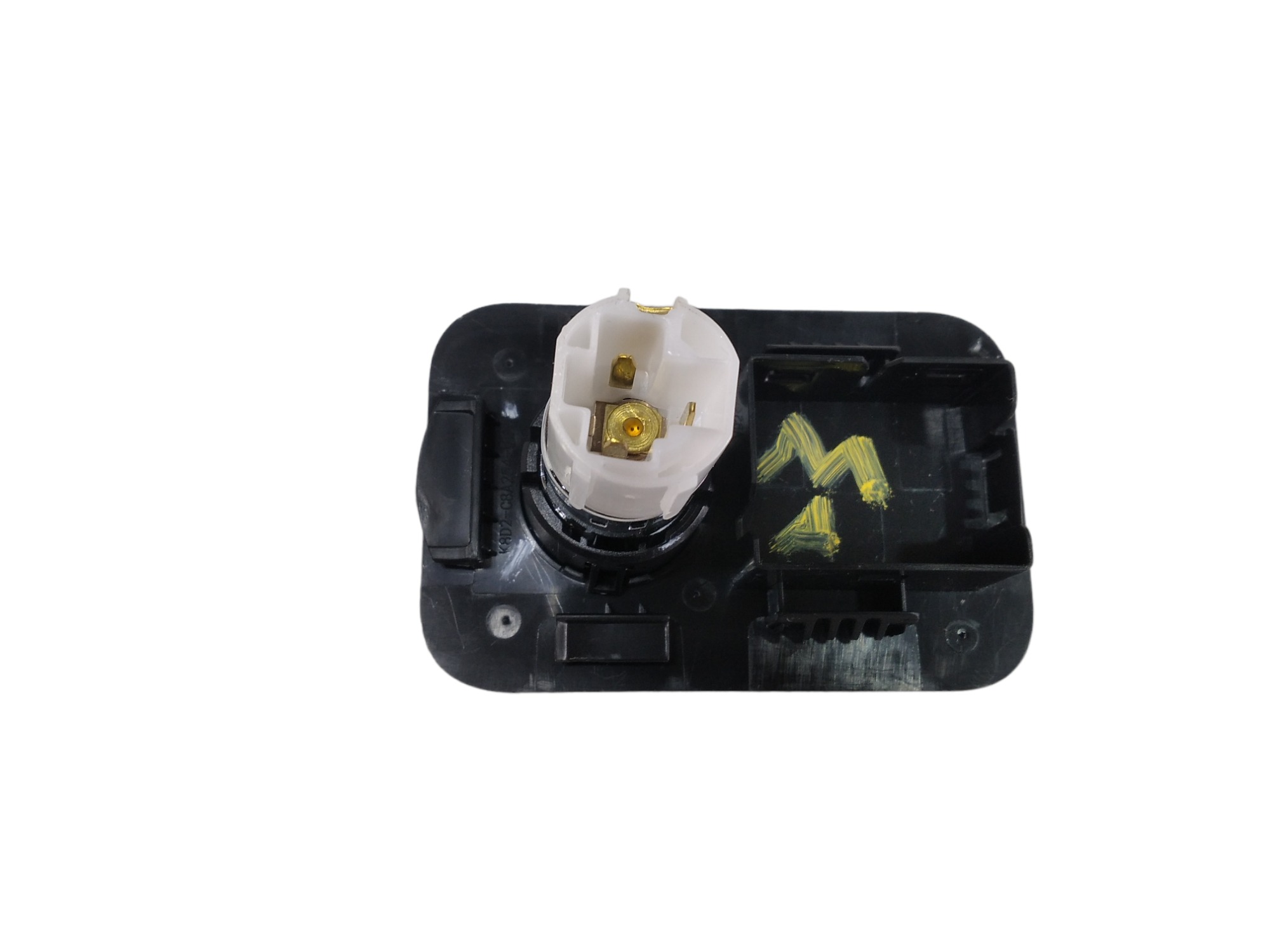 Tomada 12v Porta Mala Range Rover Evoque 2.0 2022 V572 5