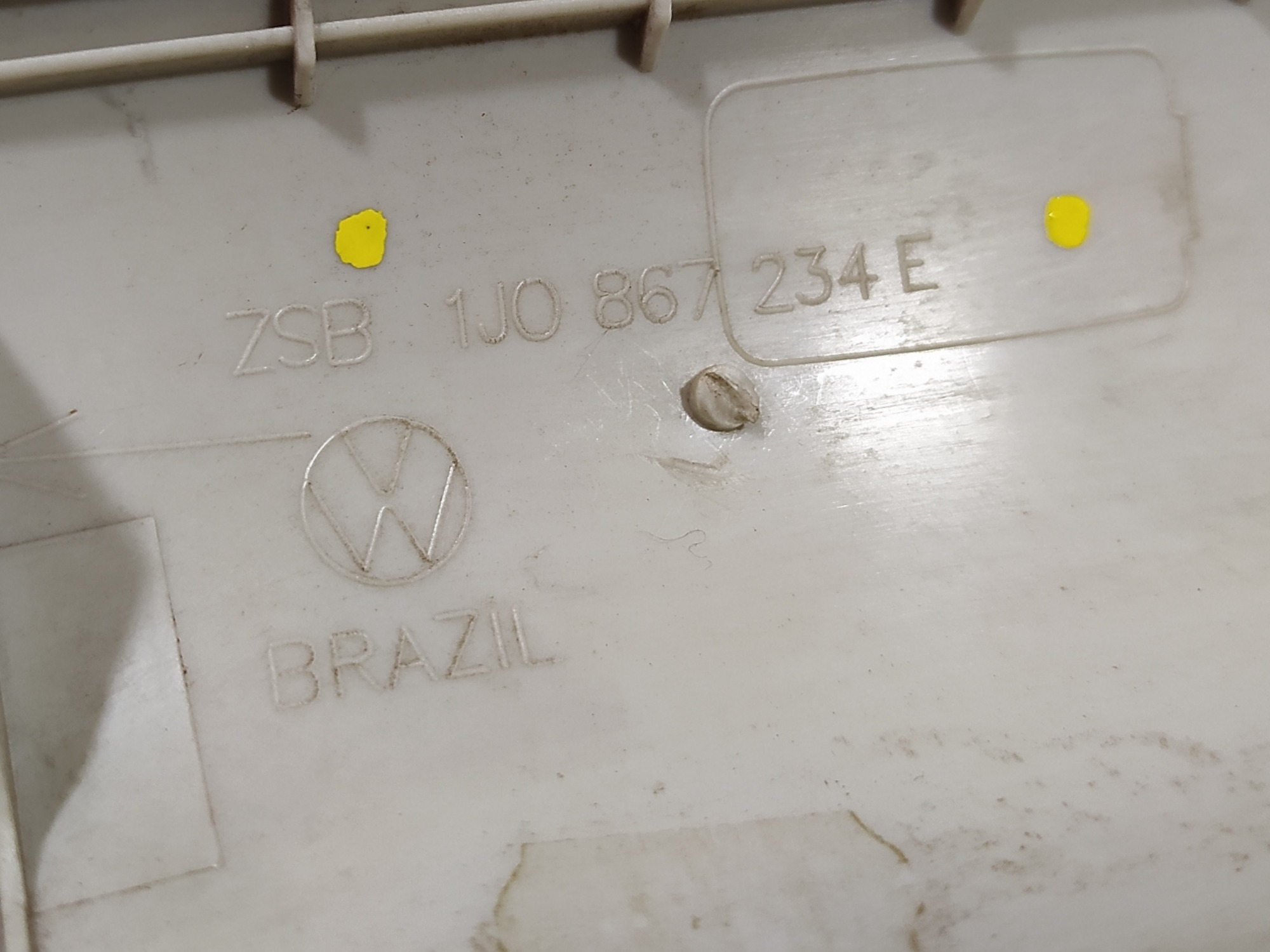 Acabamento Coluna Dianteira Direita Vw Golf 2001 V454 7