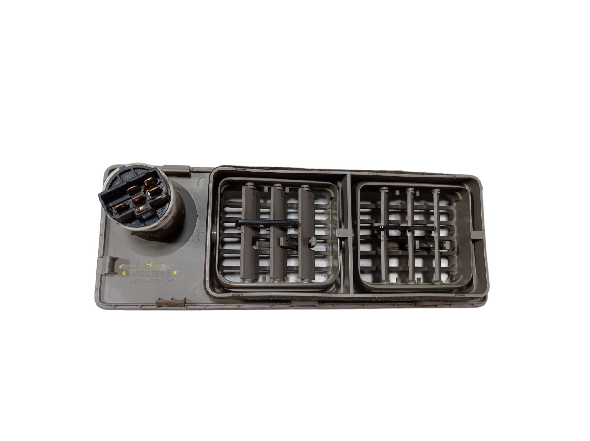 Difusor De Ar Traseiro Mitsubishi Pajero Dakar 2011 V491 7