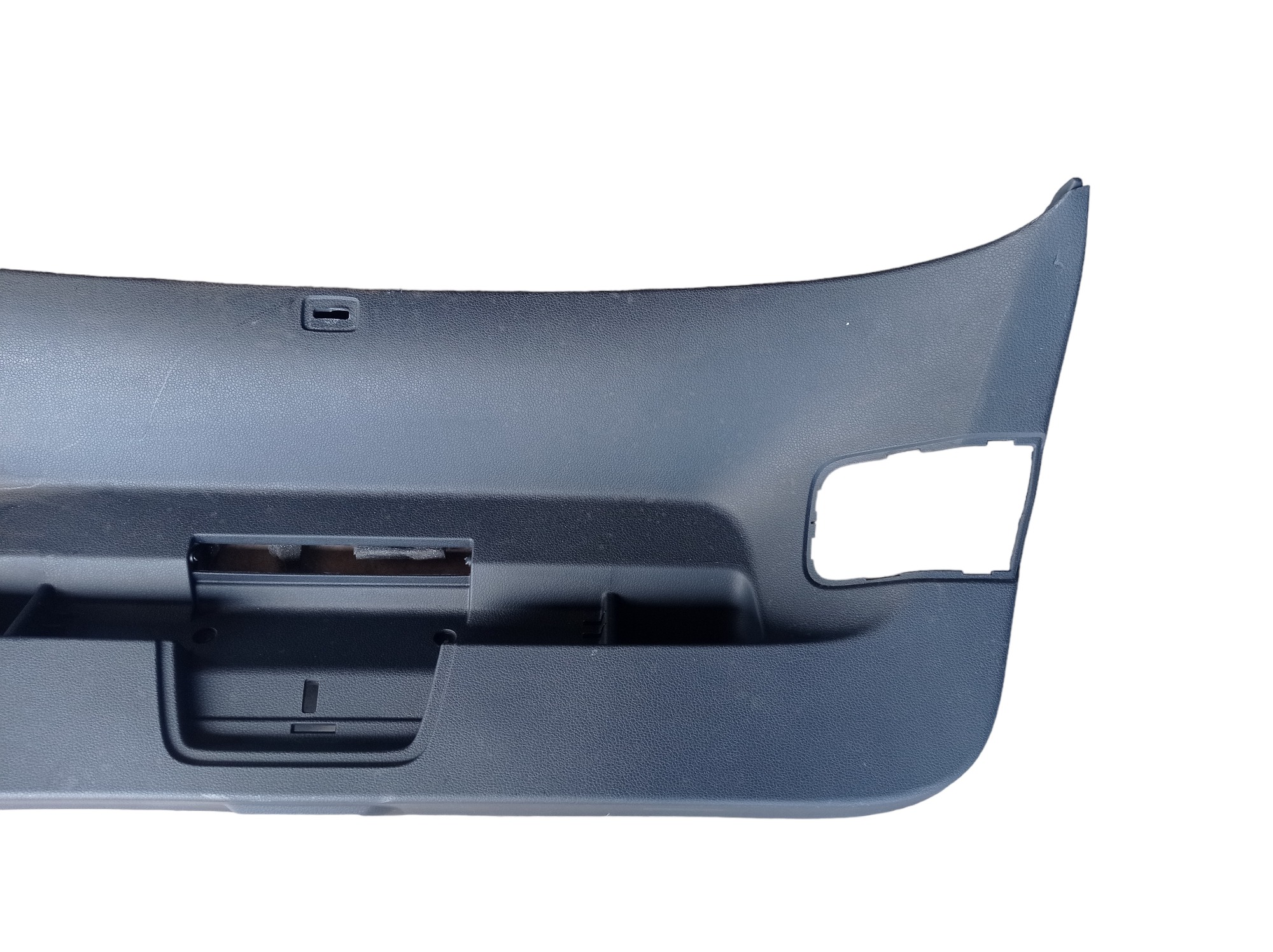 Acabamento Inferior Porta Mala Vw Golf Gti 2019 V563 4