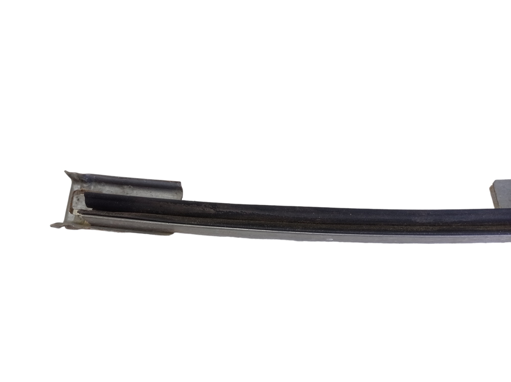 Guia Vidro Porta Dianteira Direita Mitsubishi Asx 14 V574 3