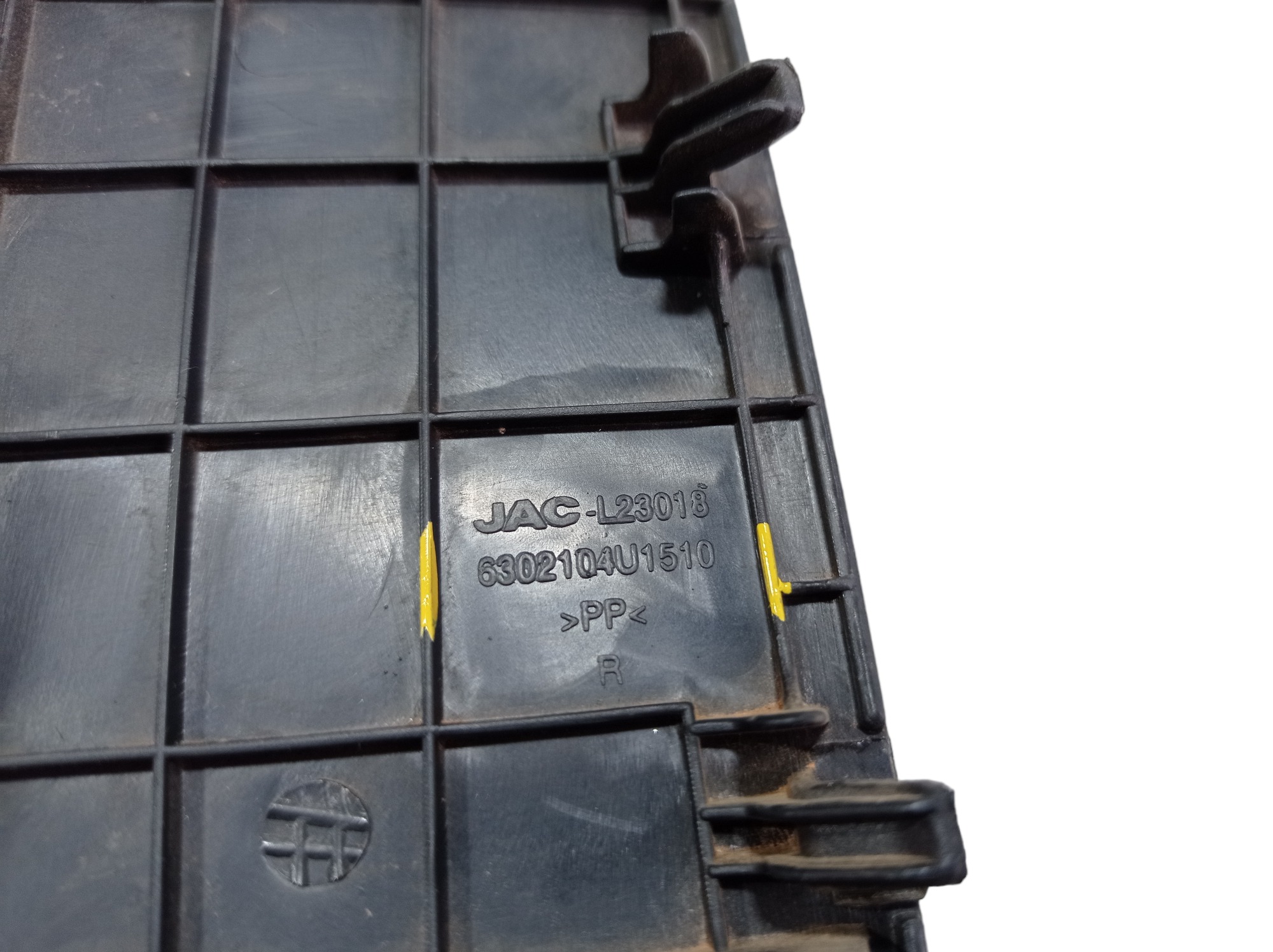 Acabamento Direito Tampa Traseira Jac T6 2016 V554 7