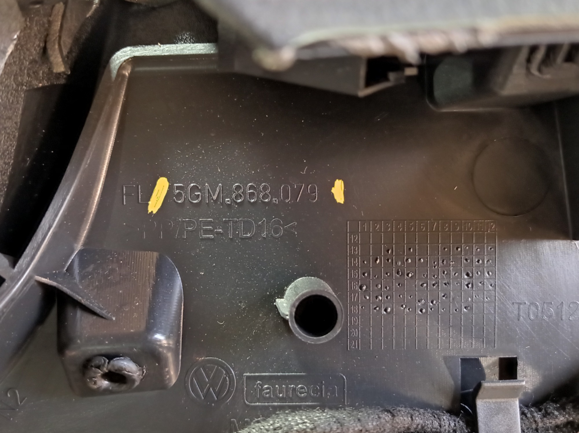 Forro Porta Dianteira Esquerda Vw Golf Gti 2019 V563 1