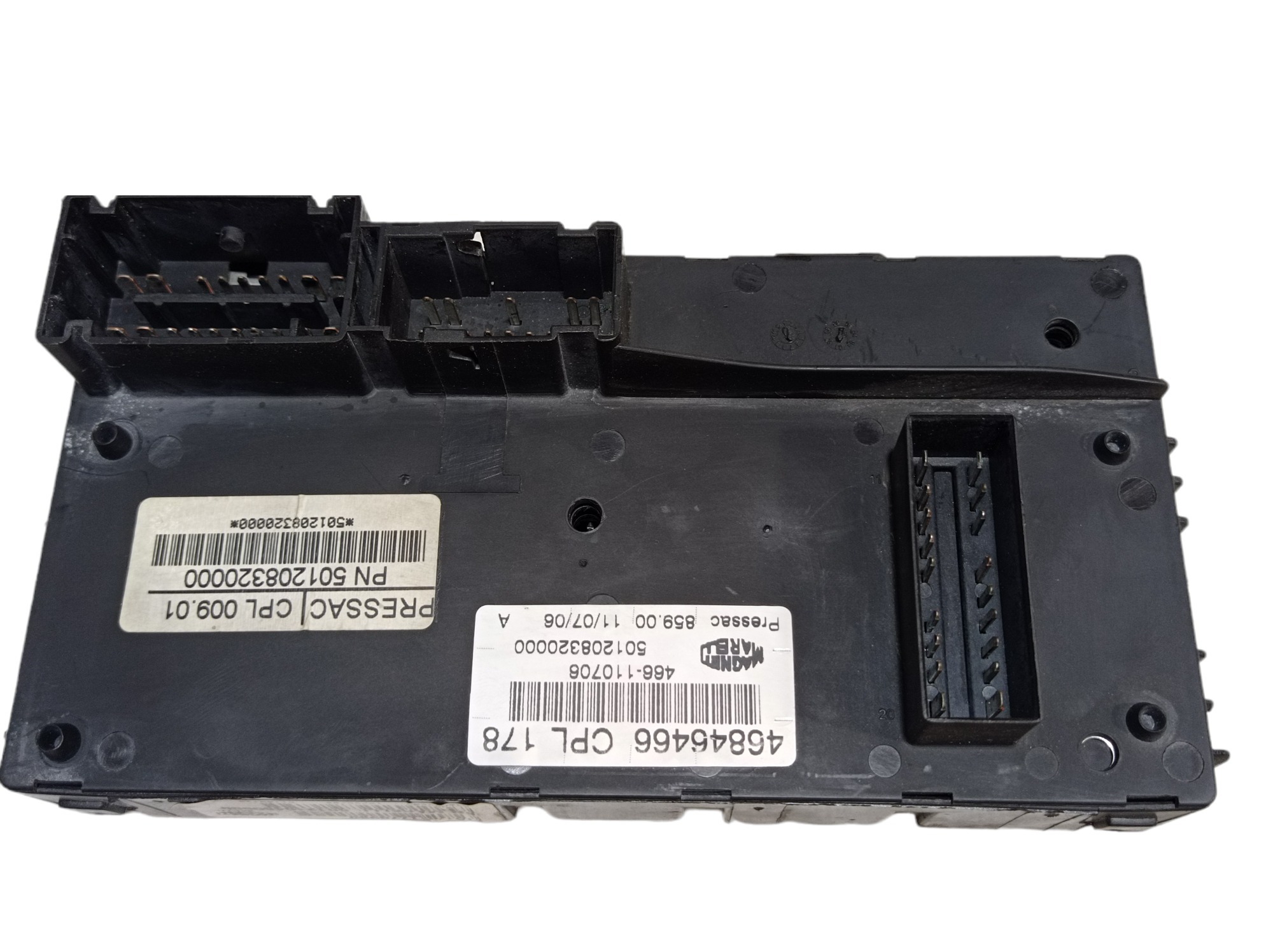 Caixa Fusível Fiat Doblo 1.8 2012 46846466 8
