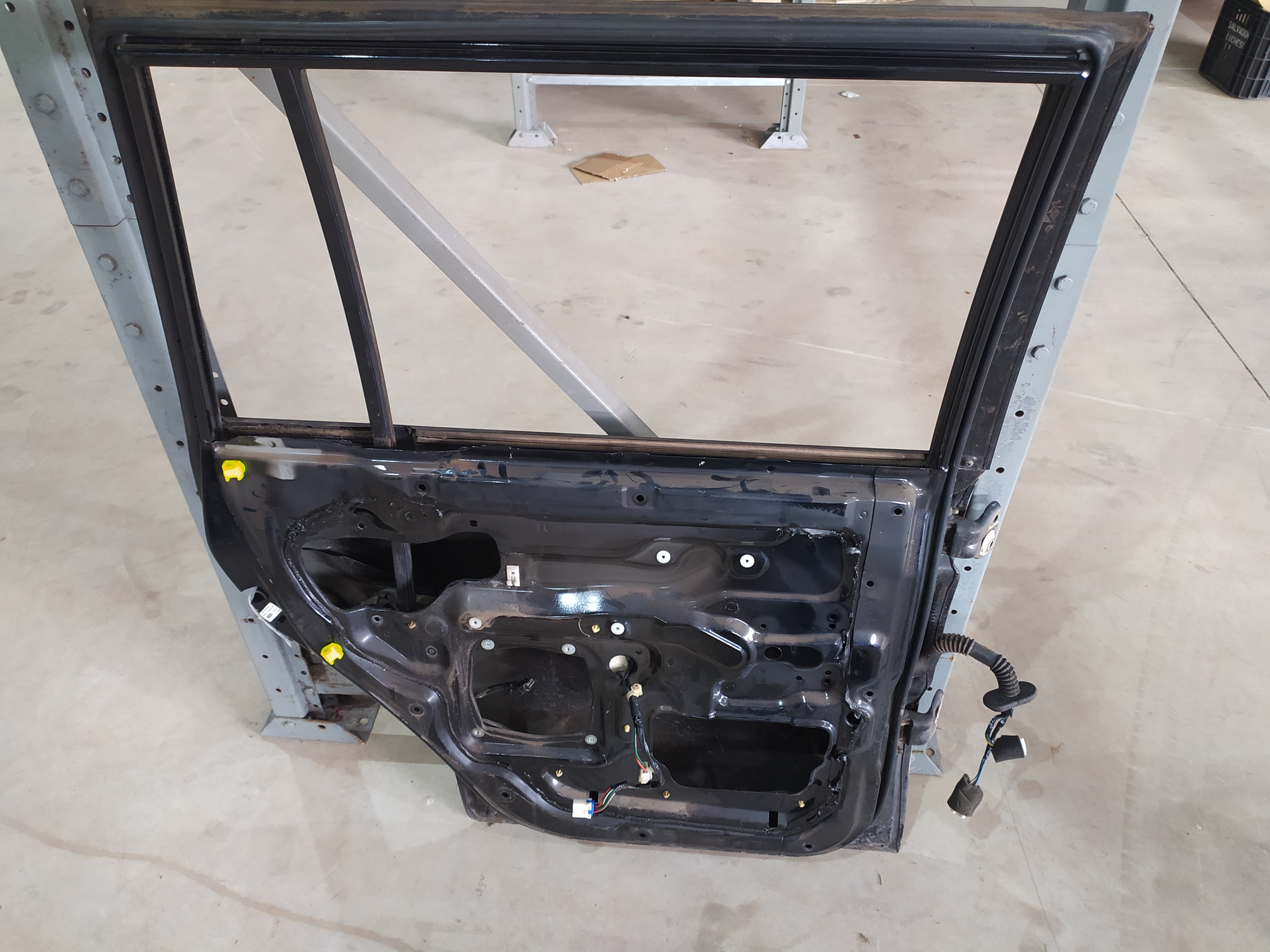 Porta Traseira Esquerda Mitsubishi Pajero Sport 2004 V319 4
