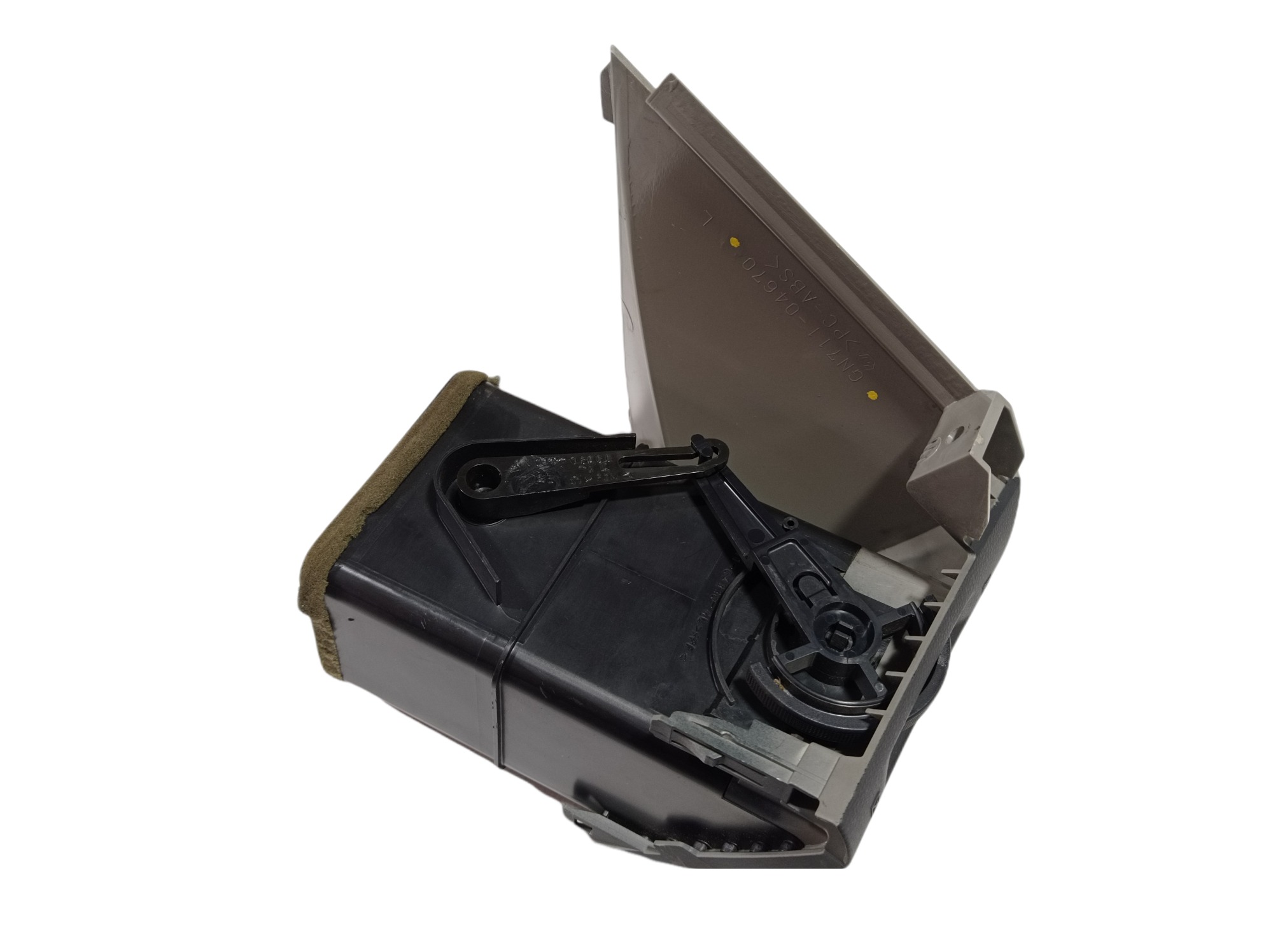 Difusor De Ar Esquerdo Mitsubishi Grandis 2005 V28 2