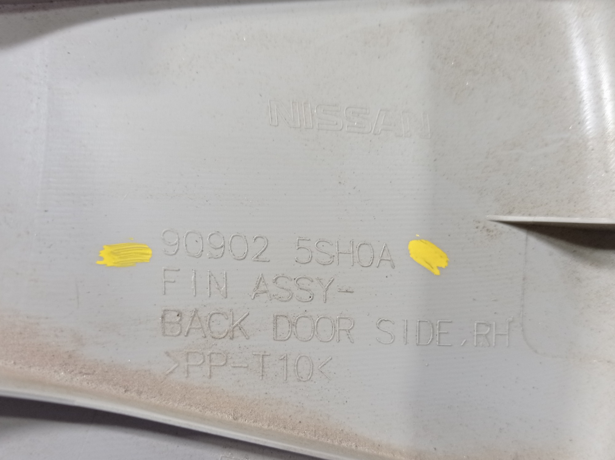 Acabamentos Direito Tampa Traseira Nissan Leaf 2019 V488 8