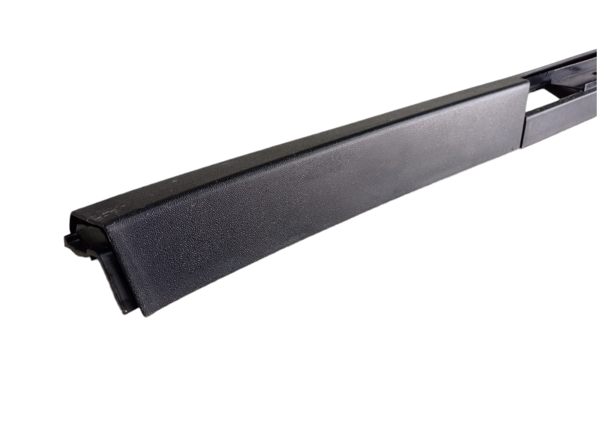 Moldura Central Luz Freio Vw Saveiro Cross 2020 V467 5