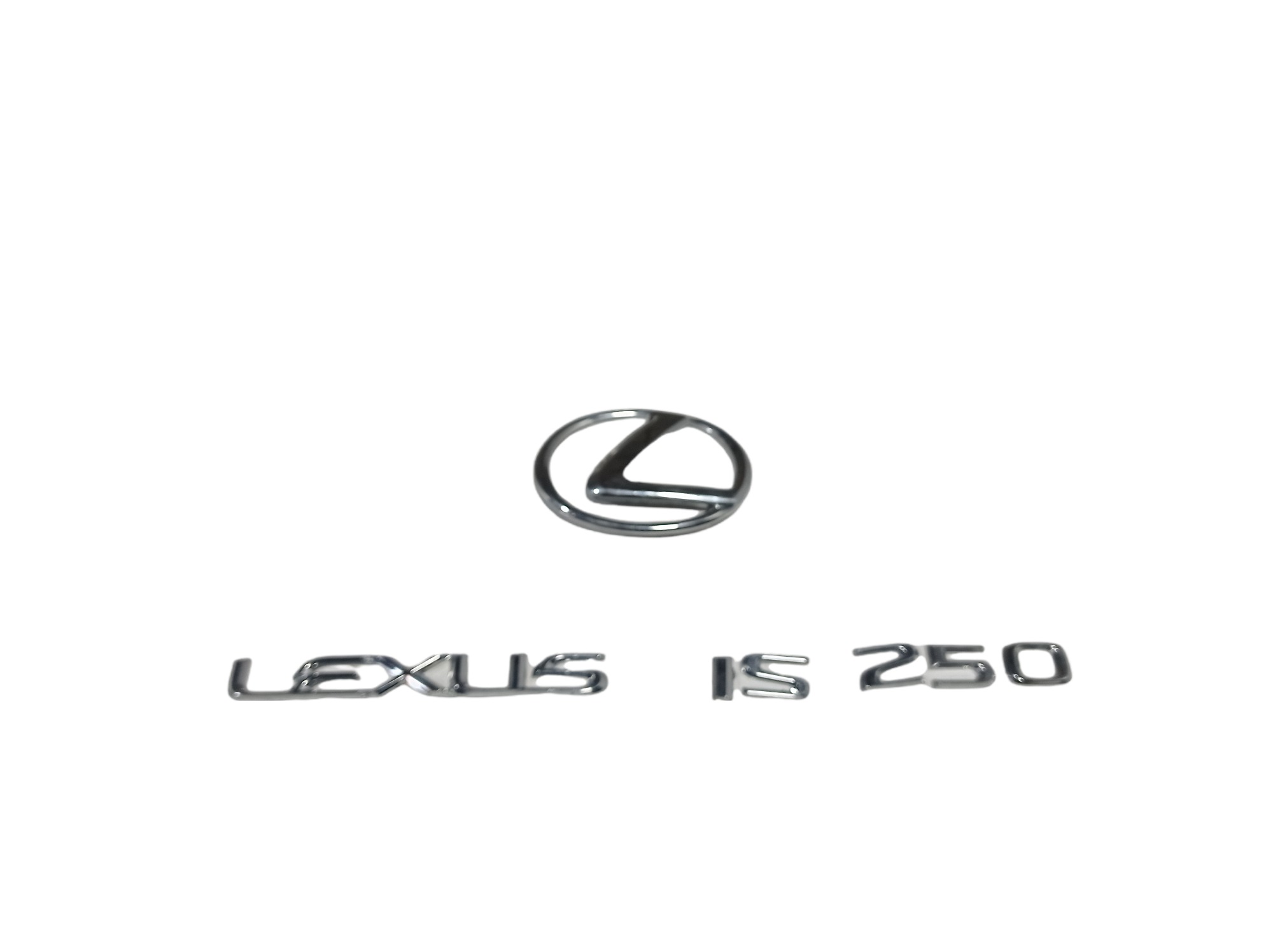 Emblema Letreiro Lexus Is 250 F Sport 2015 V434 Prata 3