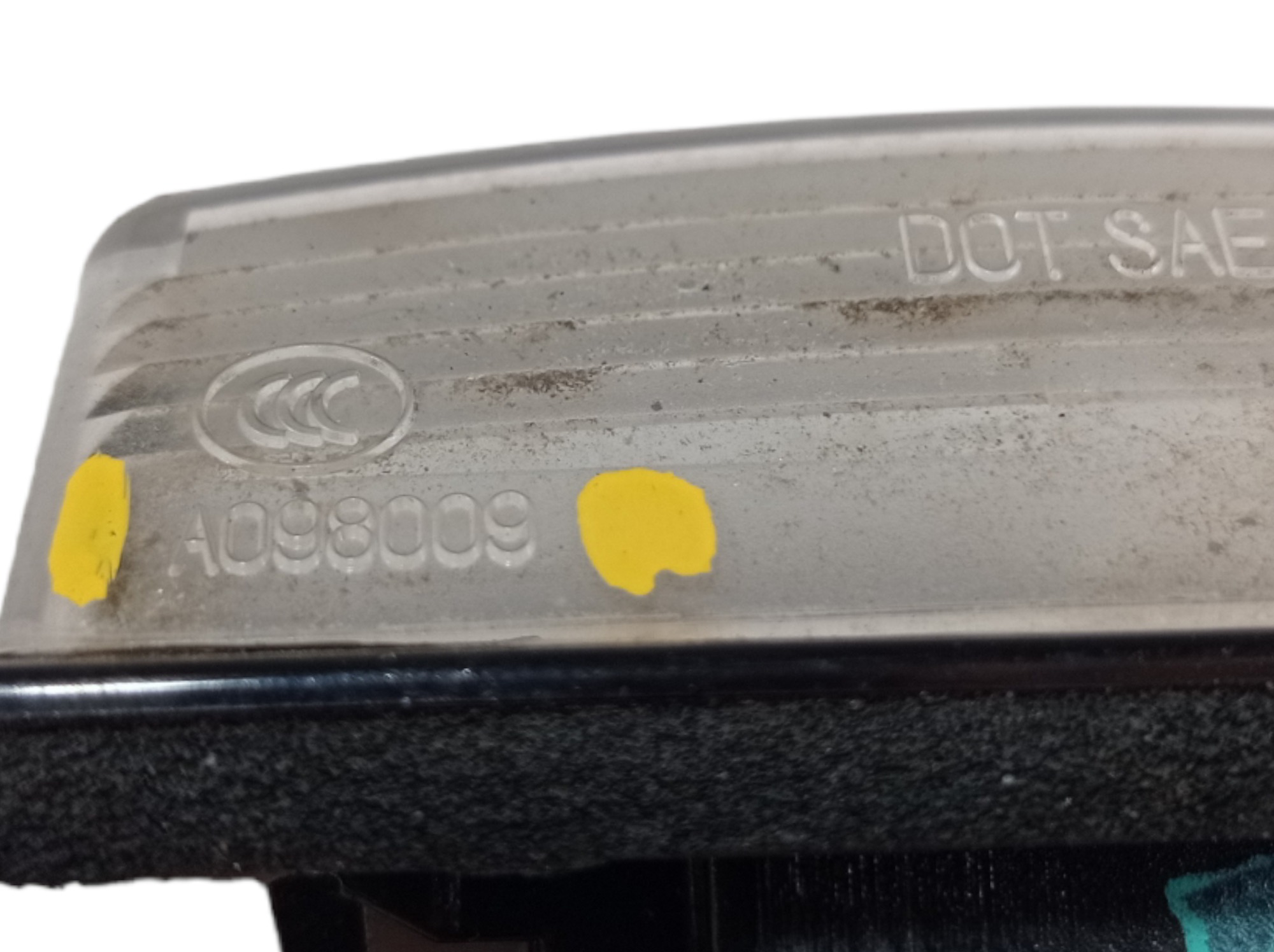 Luz De Placa Nissan Leaf Sentra 2019 A098009 V488 7