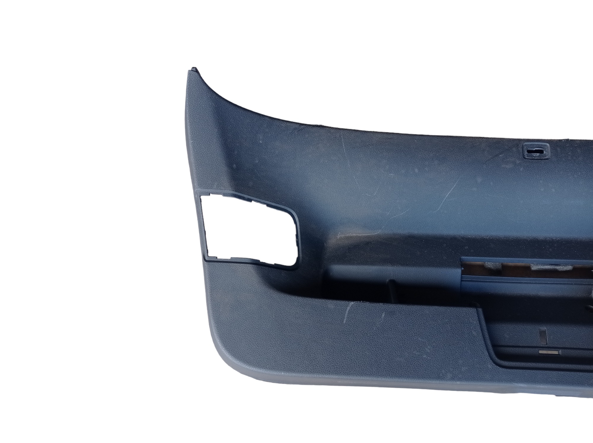 Acabamento Inferior Porta Mala Vw Golf Gti 2019 V563 3