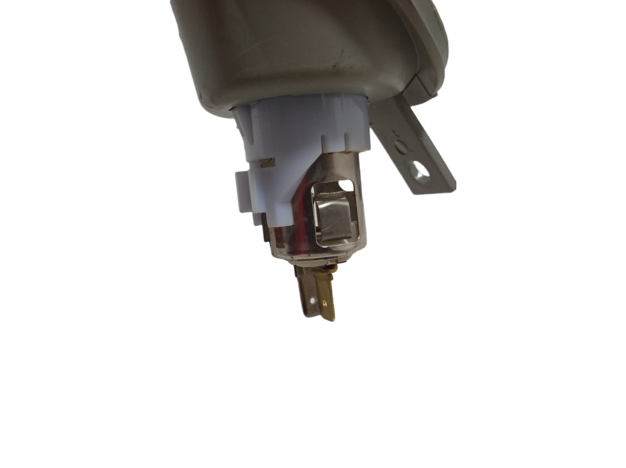 Tomada 12 Volts Painel Chery Qq 1.0 12v 3cc 2014 V421 Cinza 1
