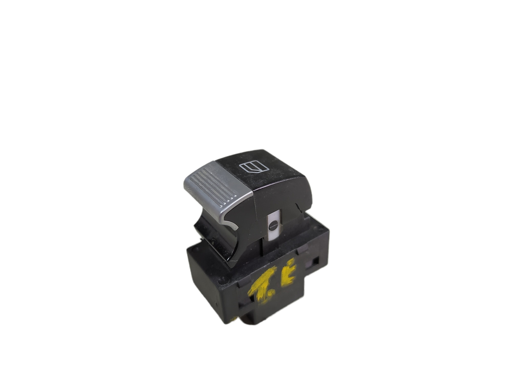 Botão Vidro Traseiro Esquerdo Lifan X60 2015  V466 7
