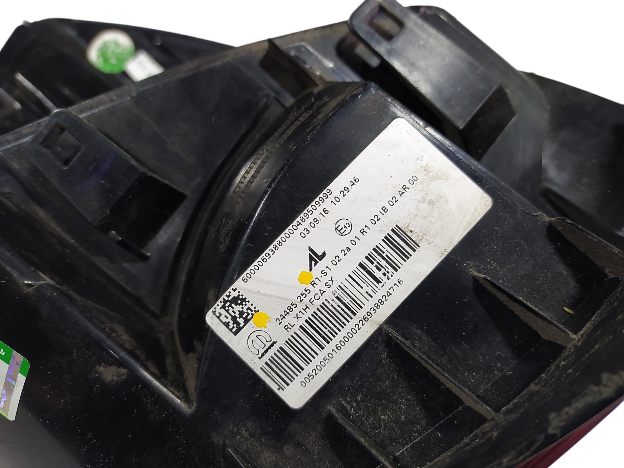 Lanterna Esquerda Fiat Mobi Way On 2016 A 2025 V438 9