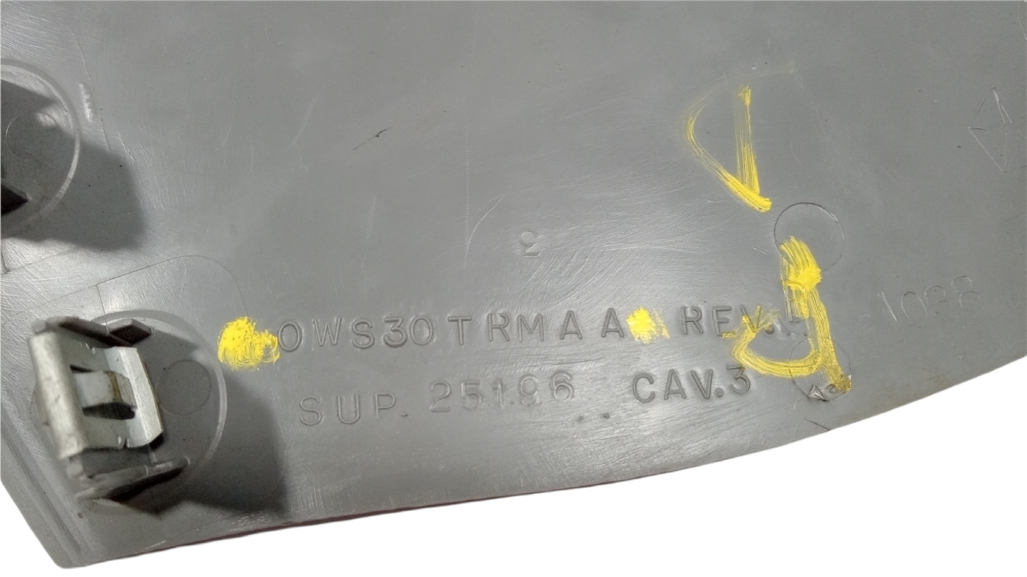 Acabamento Painel Direito Chrysler Grand Caravan 2005 V368 5