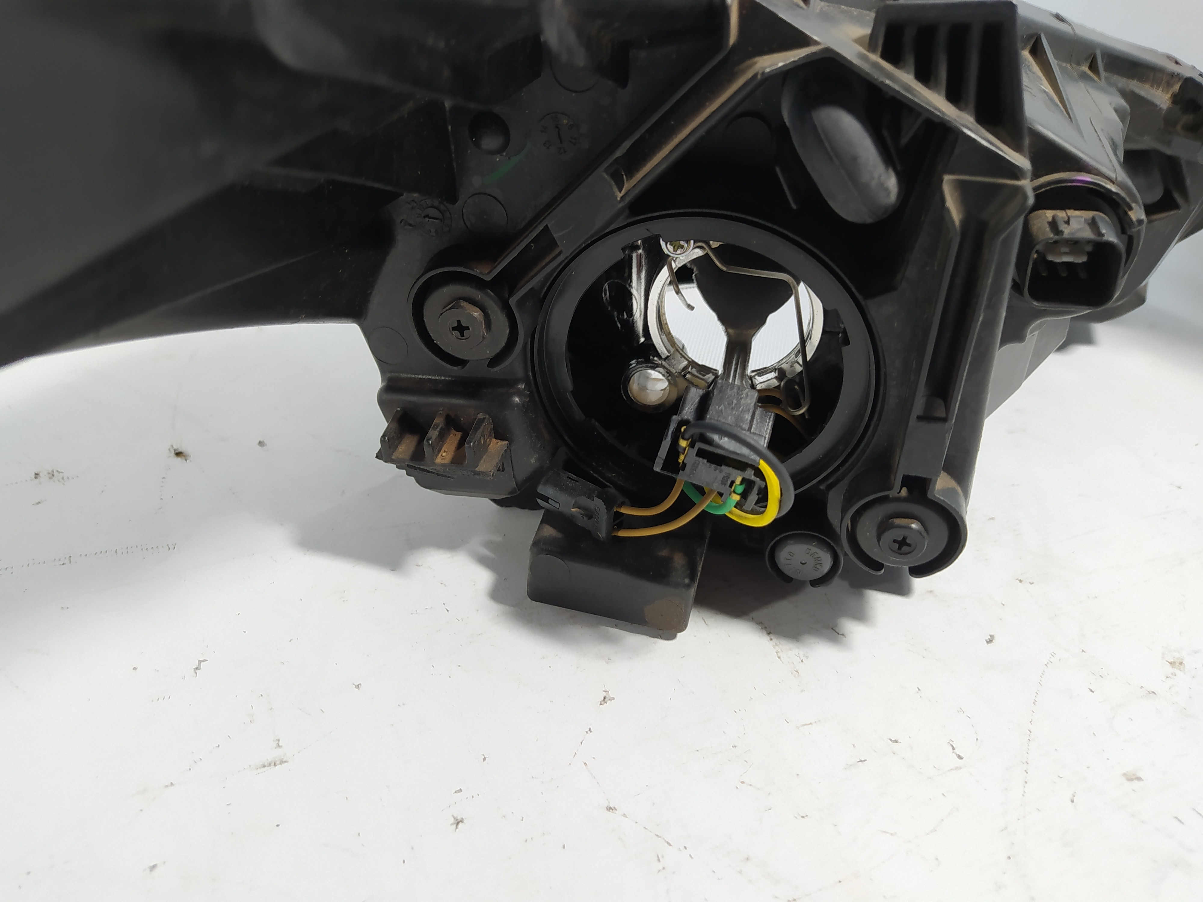Farol Hyundai Masc Negra Esquerdo Hb20 2013 2019 Recuperado