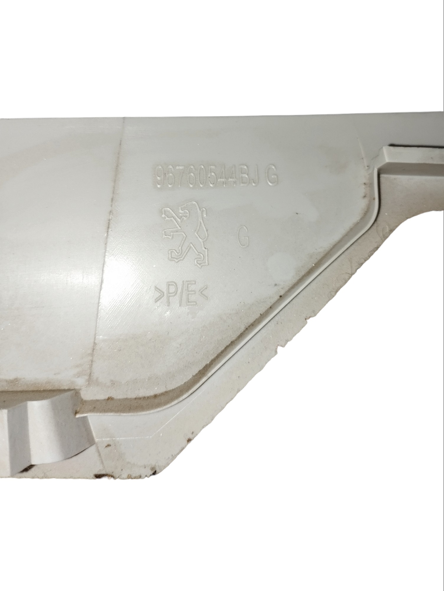 Acabamento Lateral Esquerdo Peugeot 308 3