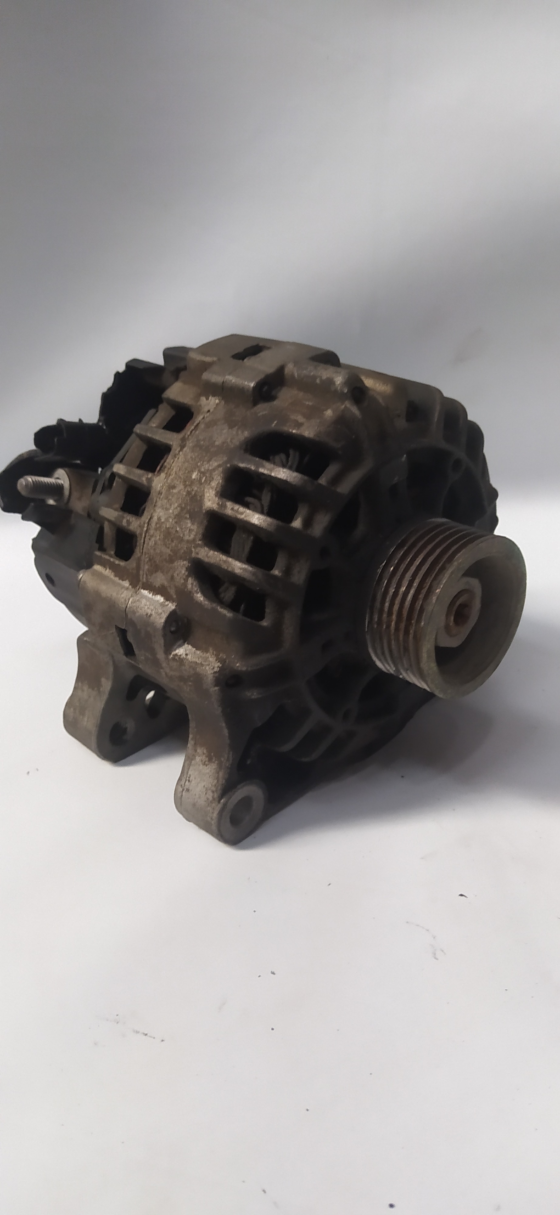 Alternador Peugeot 206, 207, 208, 308 4