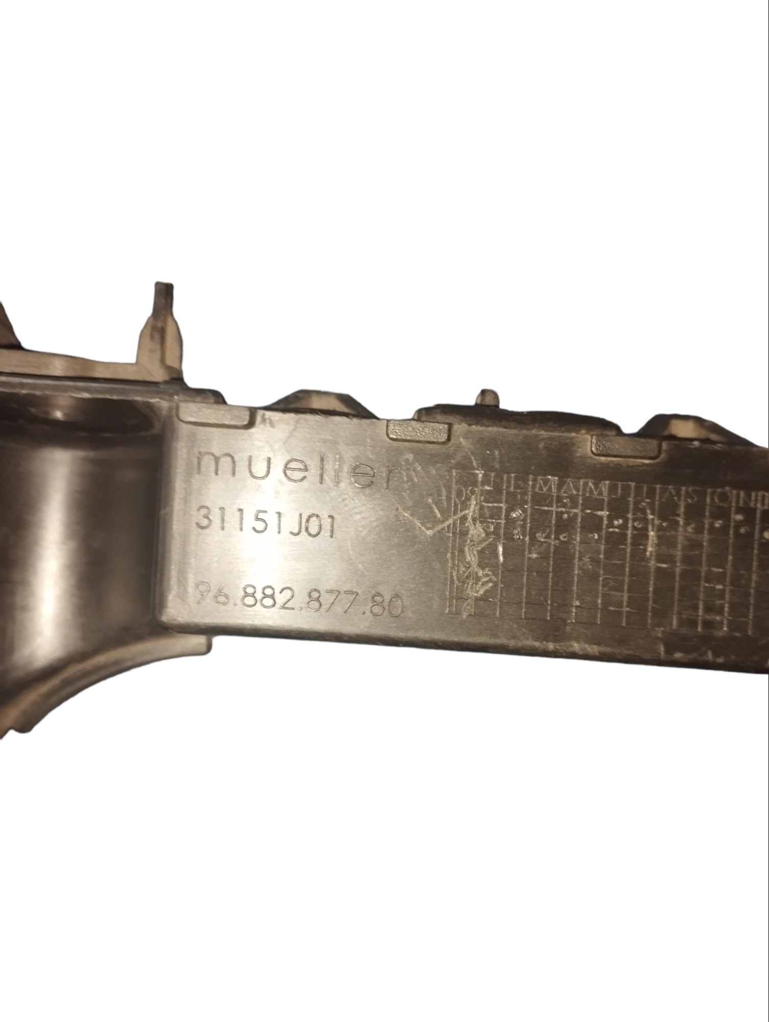 Guia Parachoque Dianteiro Direito Aircross 2011 A 2015 3