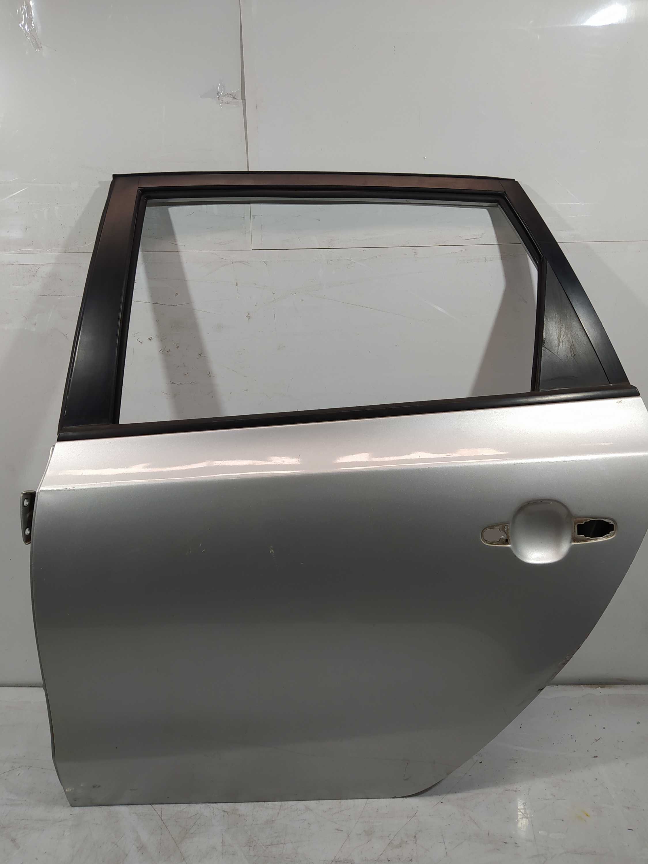 Porta Traseira Esquerda Hyundai I30 Perua Cw 2011 2012