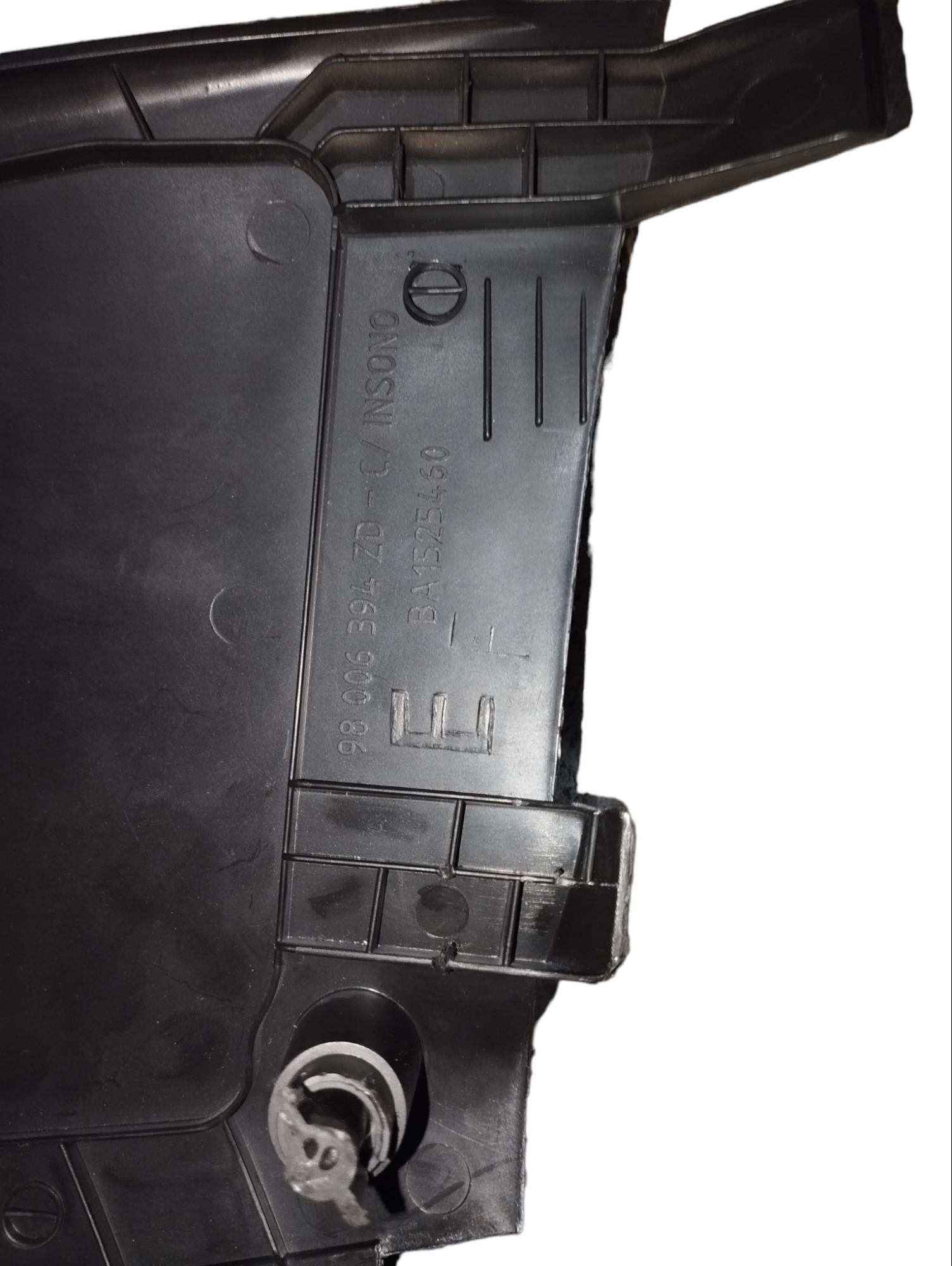 Acabamento Esquerdo Console Central Peugeot 208 2017 2018 3