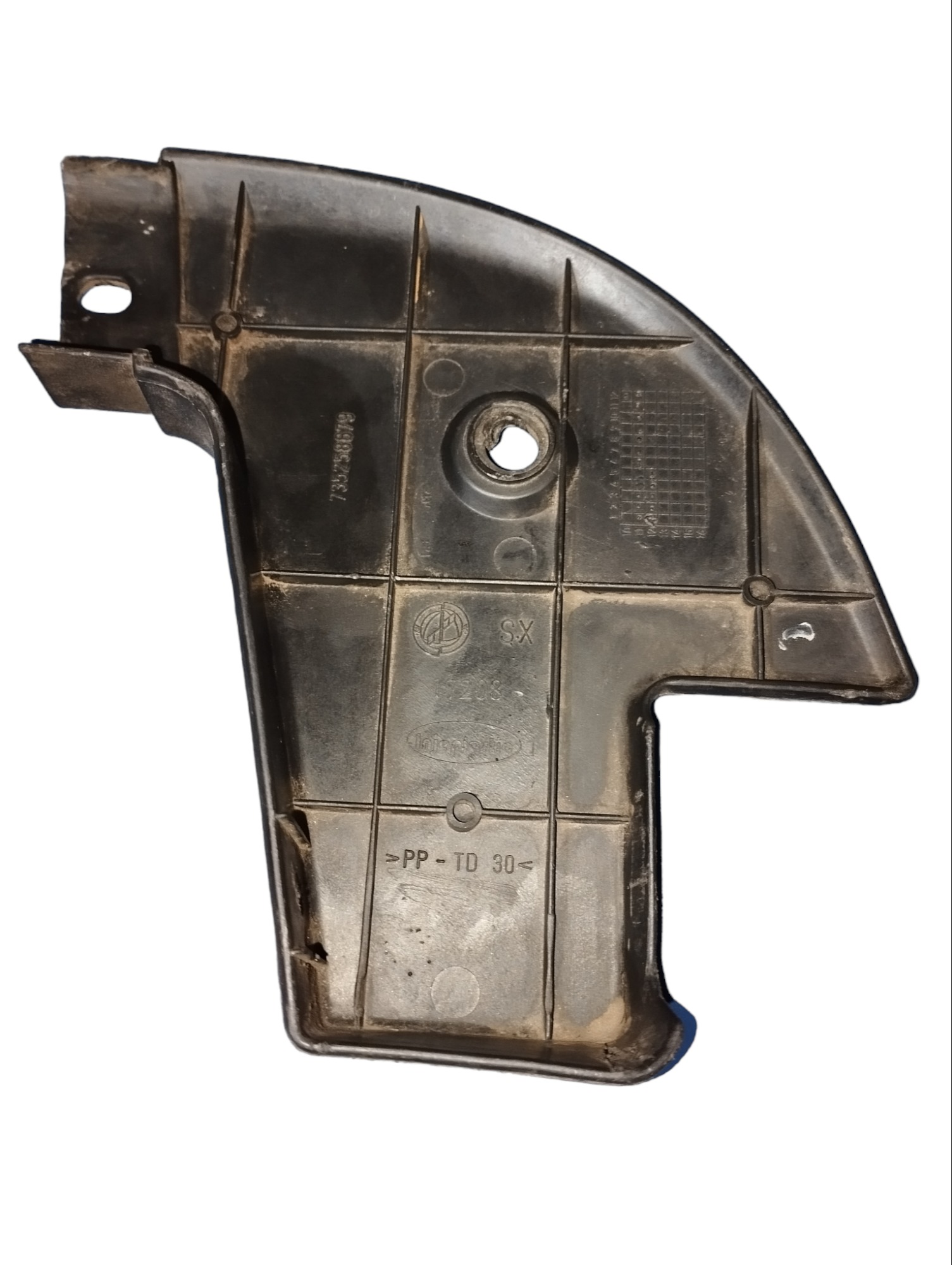 Acabamento Superior Caçamba Fiat Strada 3