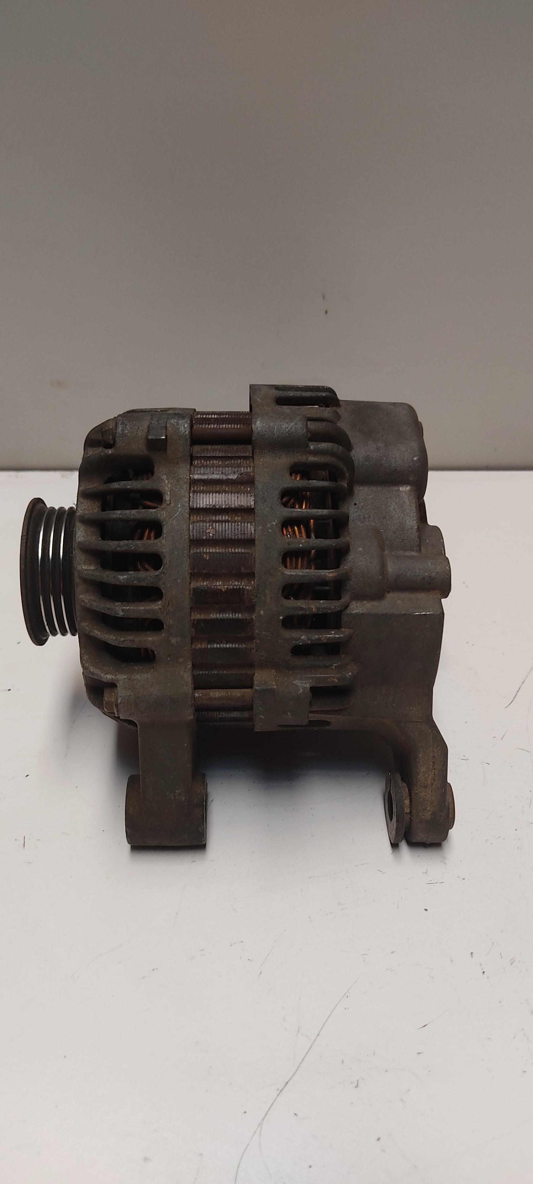 Alternador Renault Clio  1.0 8v 7700433069 5