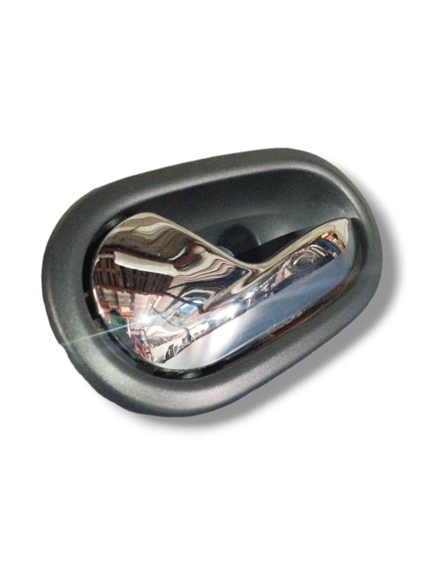 Maçaneta Interna Cromada Lado Esquerdo Sandero Logan 2015/20 Prateado Dianteira/traseira 6