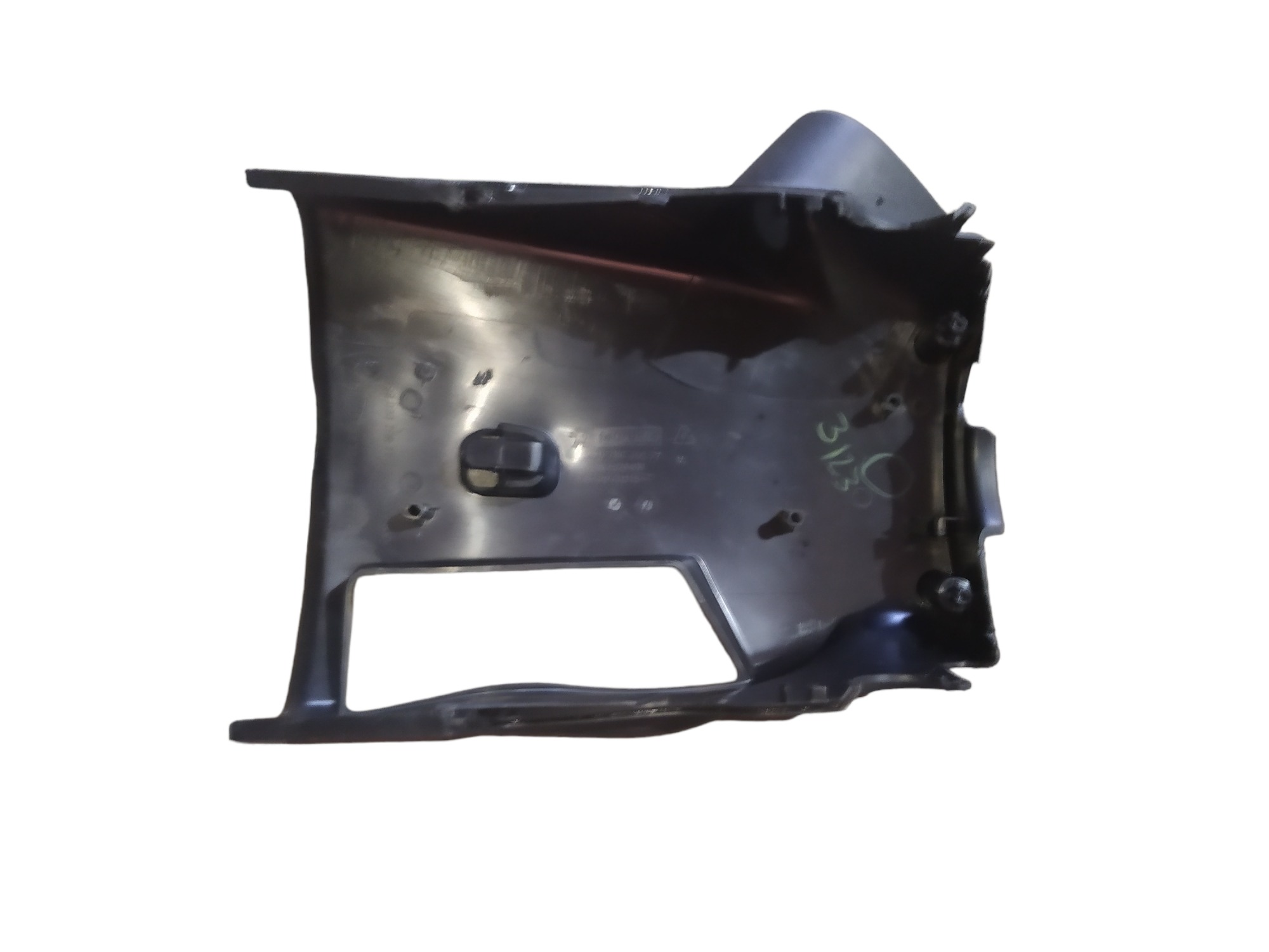 Acabamento Inferior Coluna Direção Peugeot 2008 2018