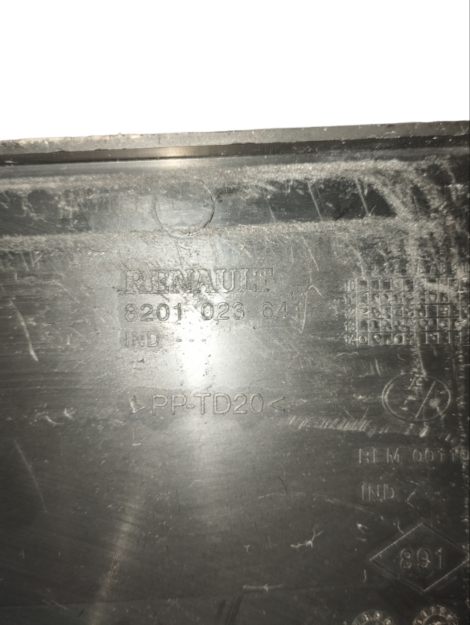 Base Suporte Bateria Renault Sandero Duster 8201023641 3