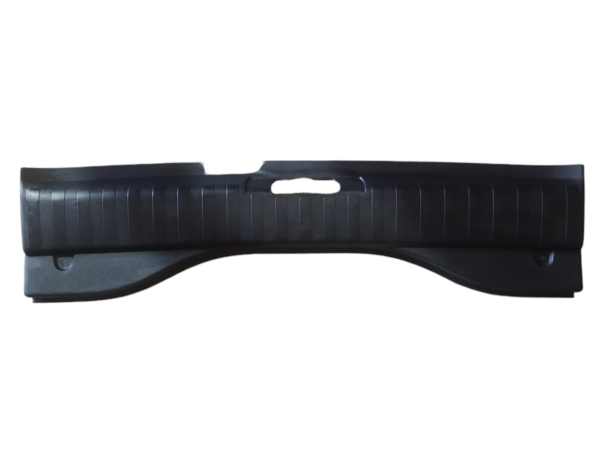 Acabamento Soleira Porta Malas Peugeot 2008 2019 1