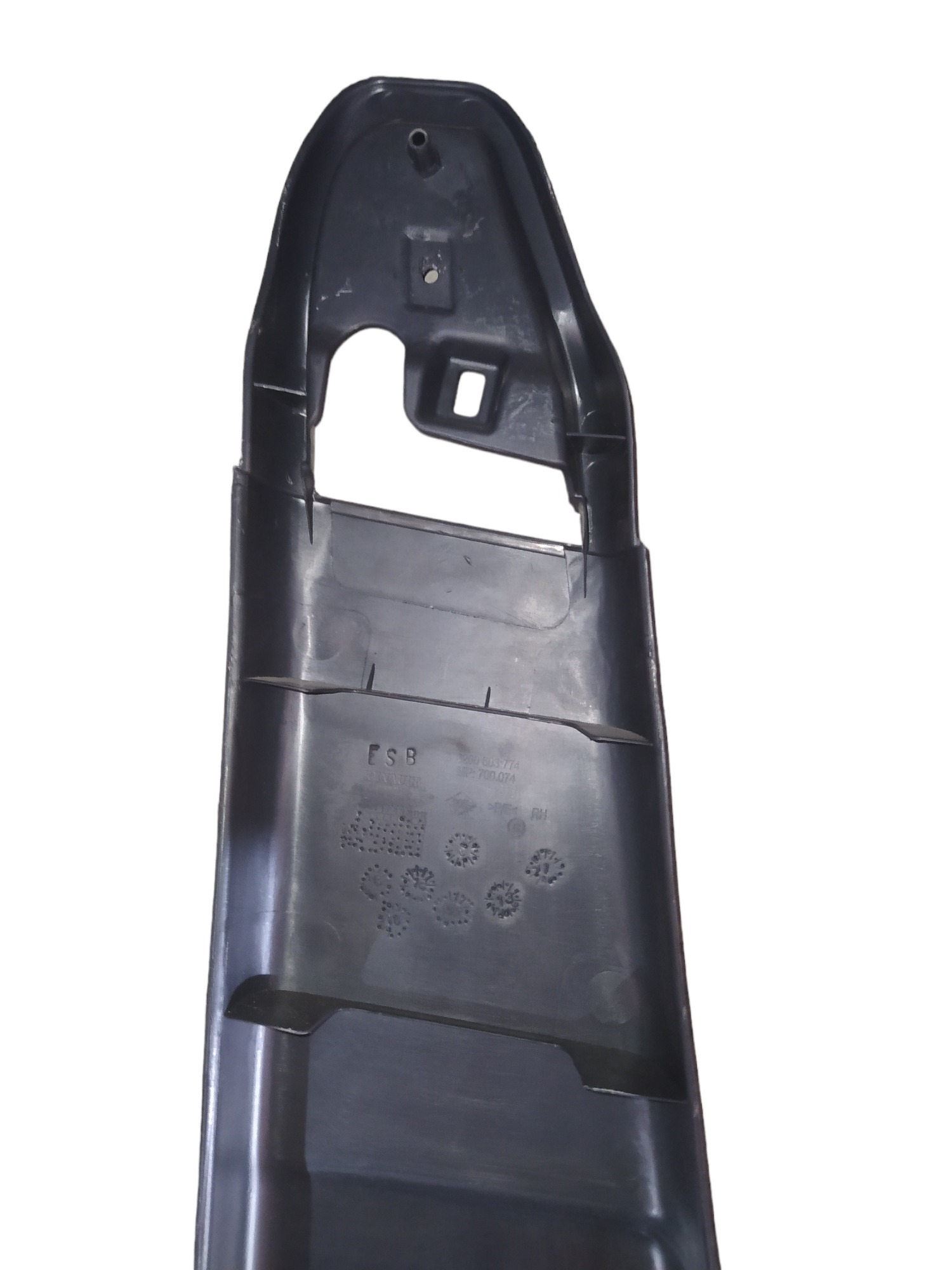 Acabamento Coluna Lateral Direito Renault Logan 2014 1