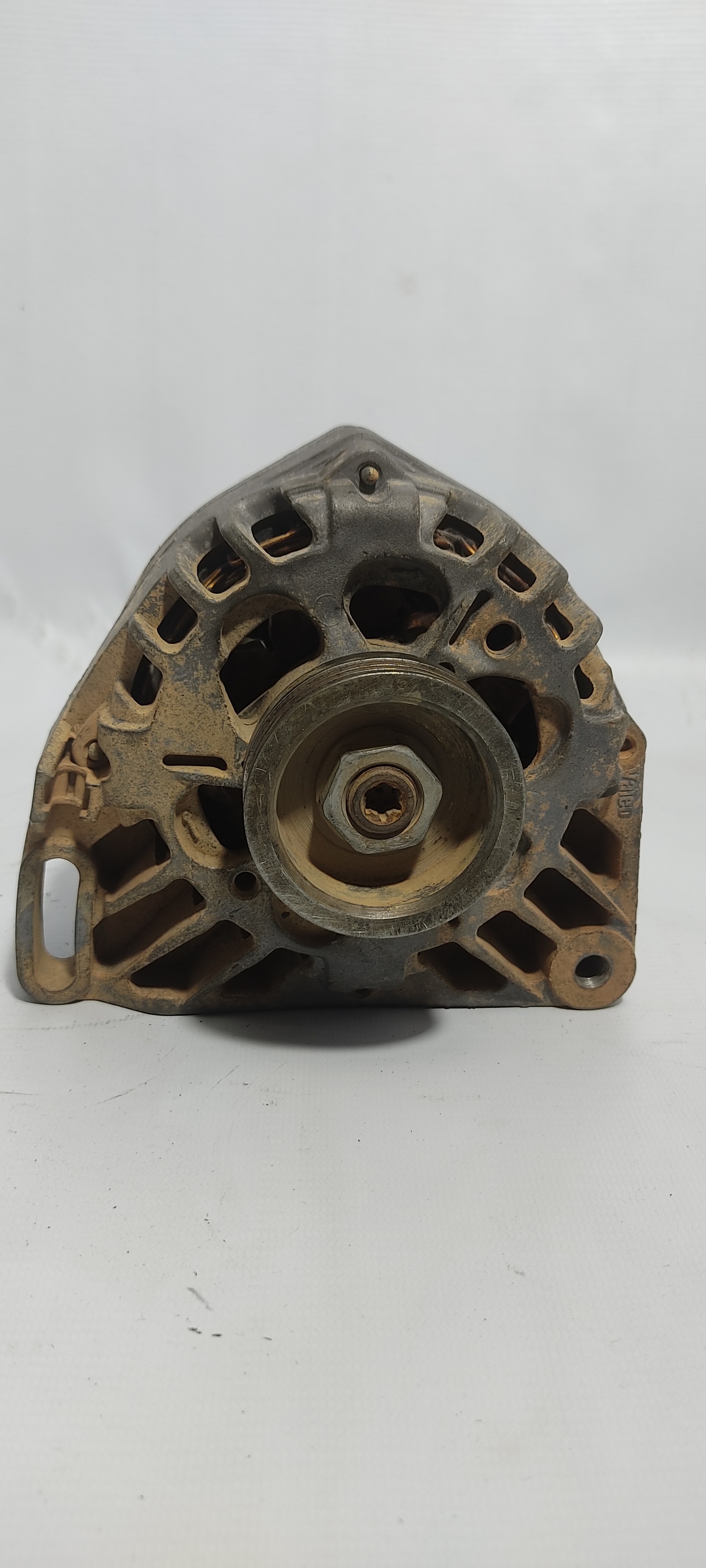 Alternador Peugeot 206 1.0 Renault Clio Kangoo 1.0 2542540c 2