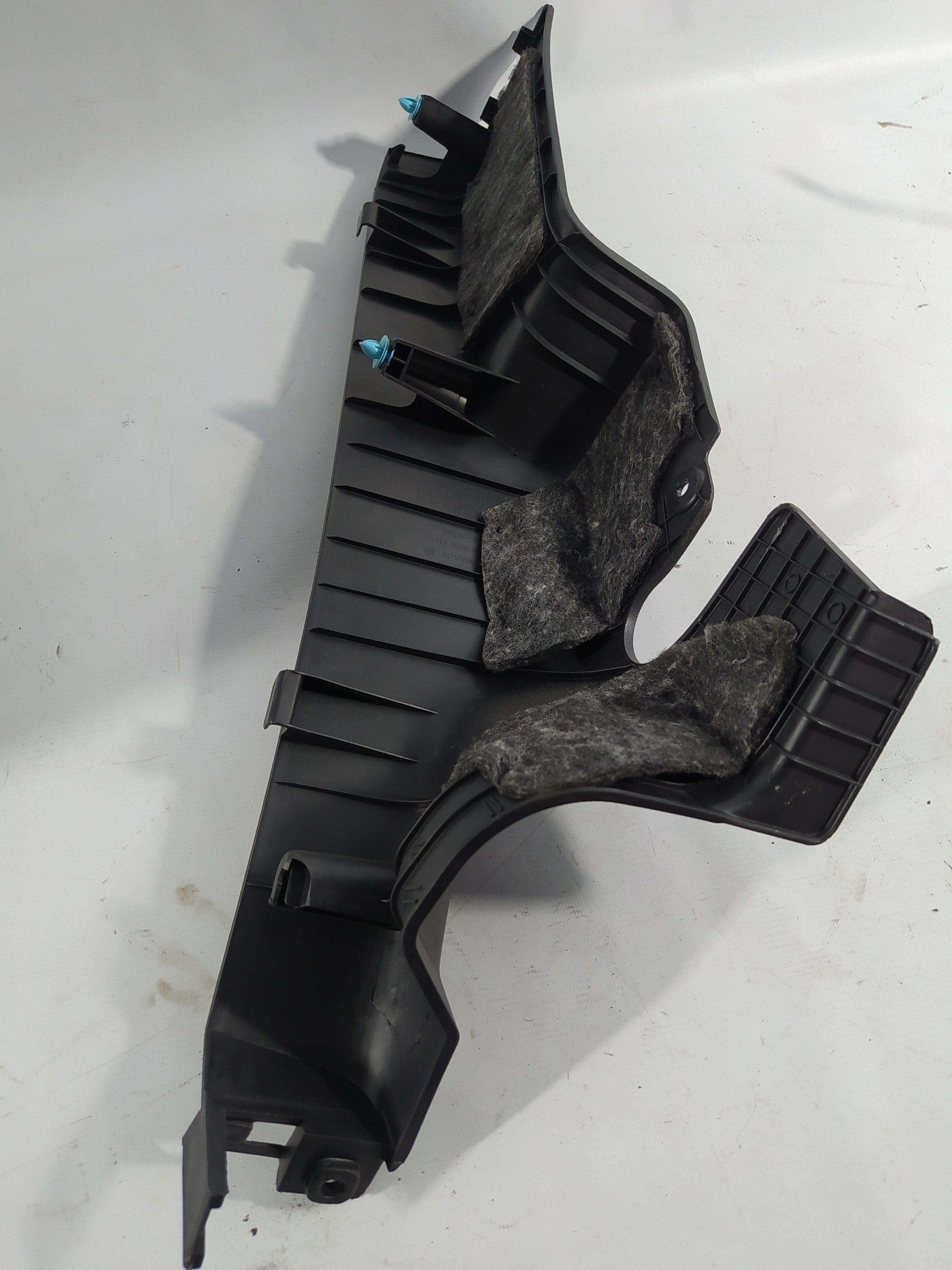 Moldura Traseira  Porta Mala Esquerdo Hyundai I30 2009 2012 Preto
