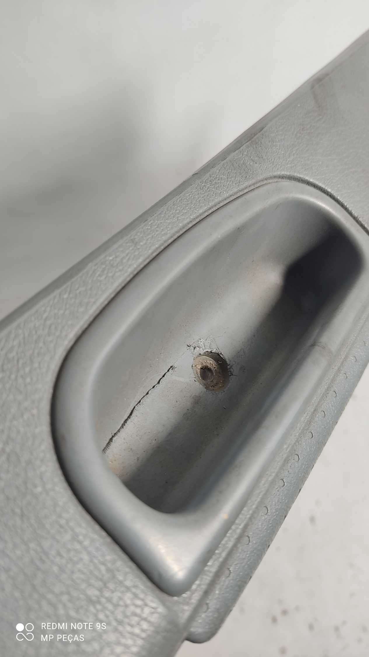 Forro De Porta Dianteira Direita Ford Transit 2006 A 2014 Cinza