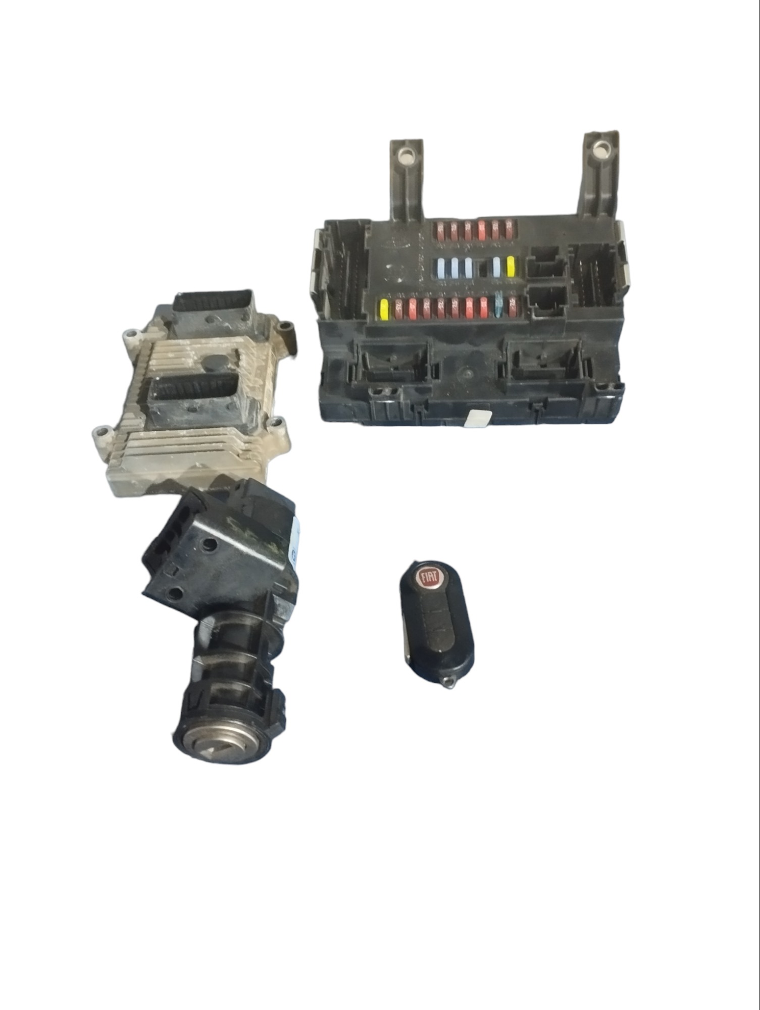 Kit Code Central Injeção  Fiat Grand Siena 1.6 2015 Usado