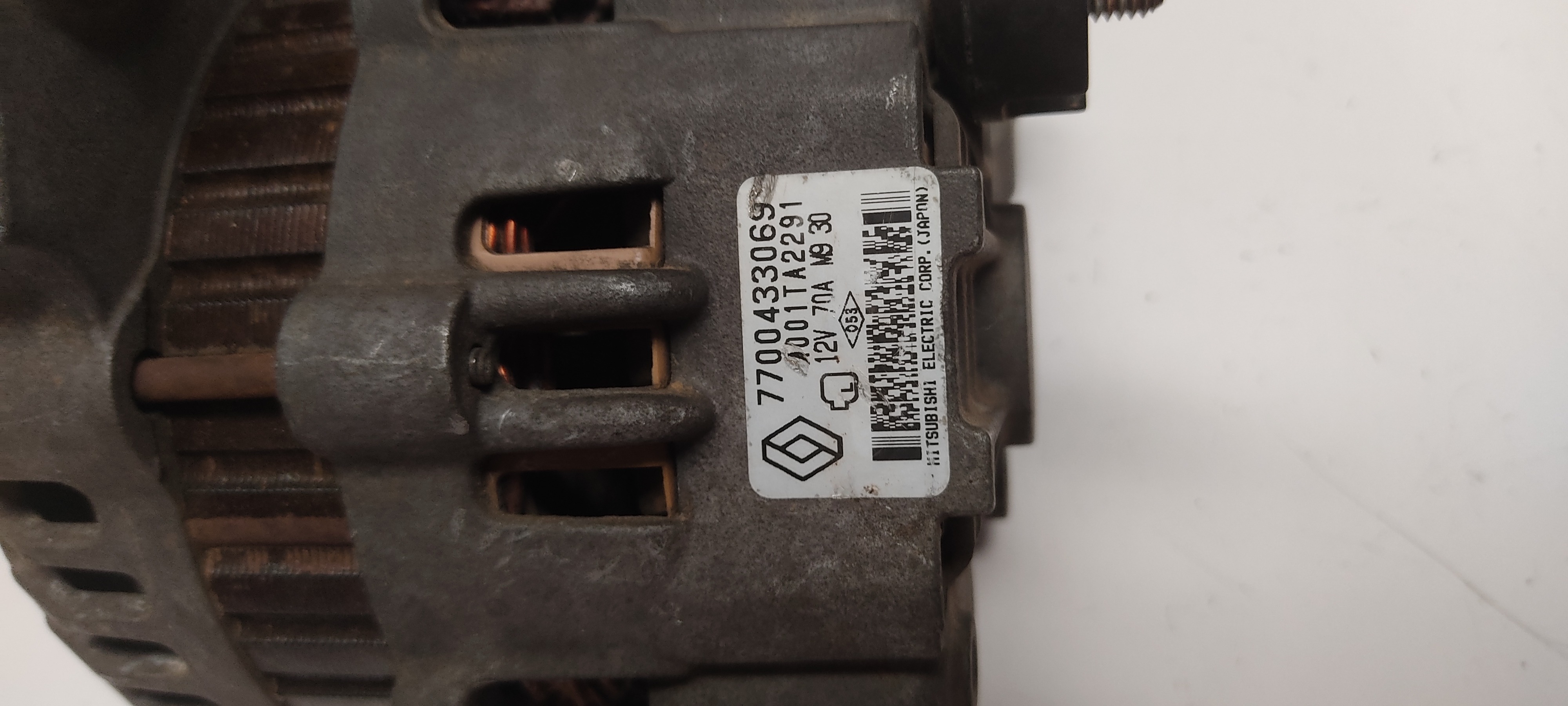 Alternador Renault Clio  1.0 8v 7700433069 2