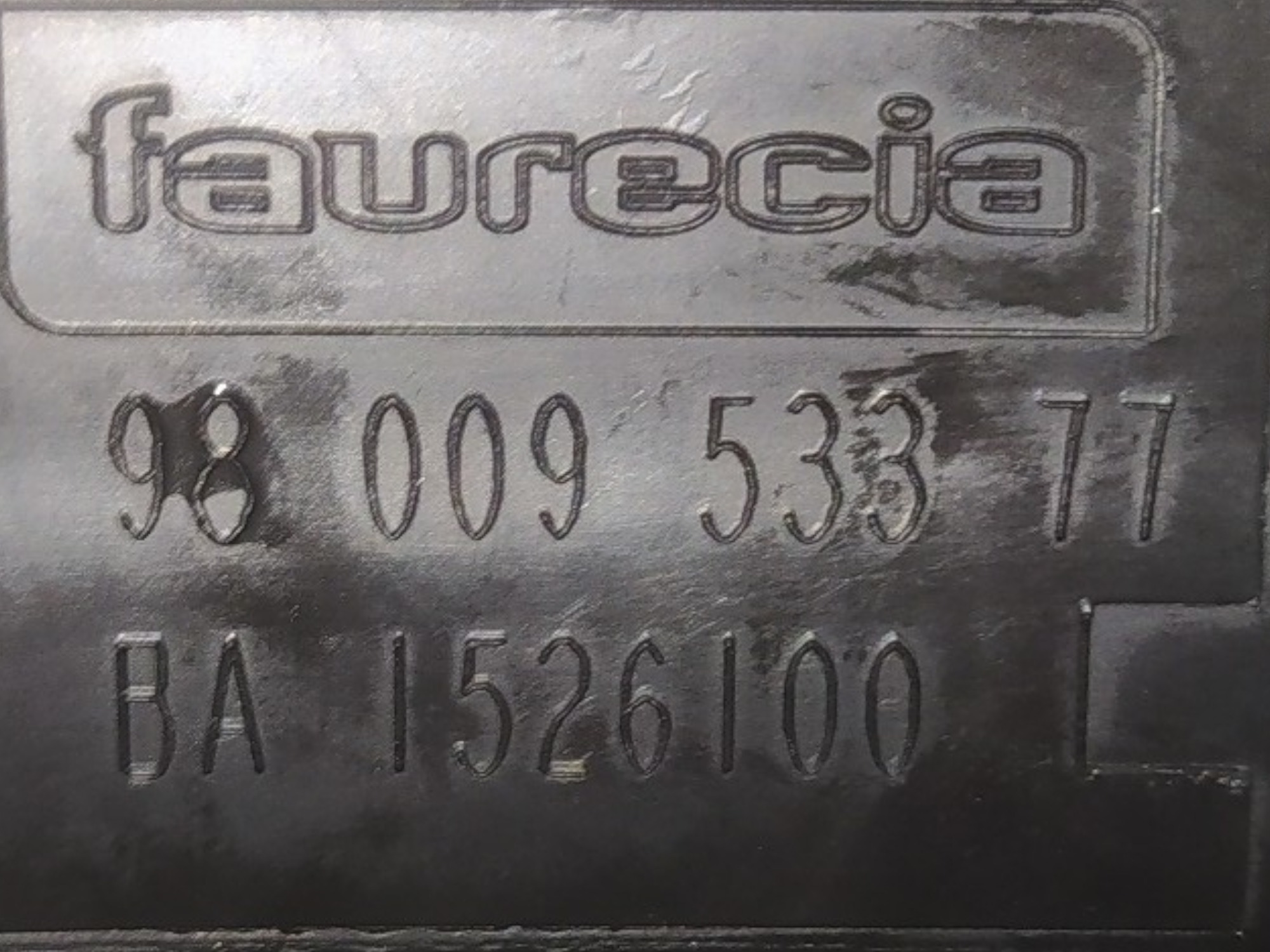 Acabamento Superior Coluna Direção Peugeot 2008 Ate 2019 3